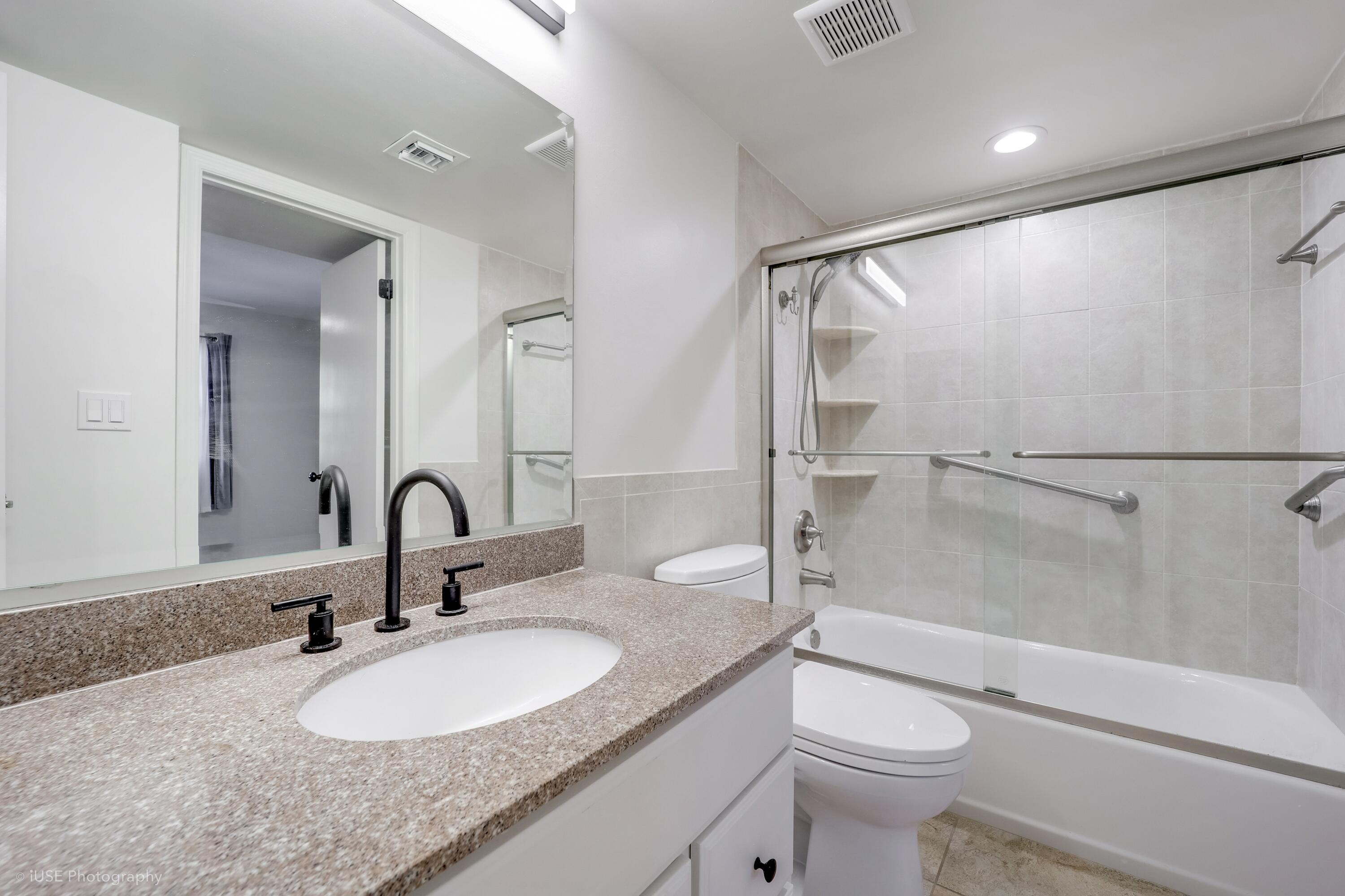 500 Burton Drive, 5212 Property Photo 15