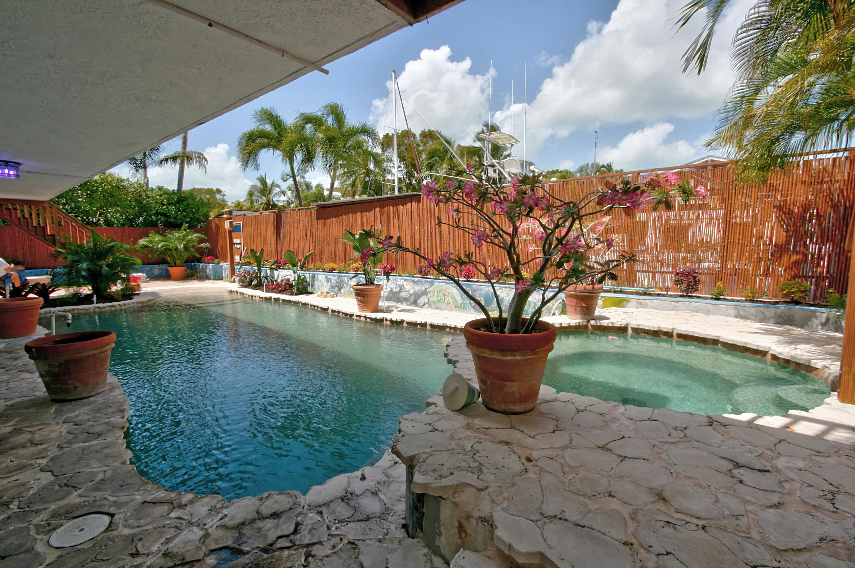 141 Ocean Drive Property Photo 4