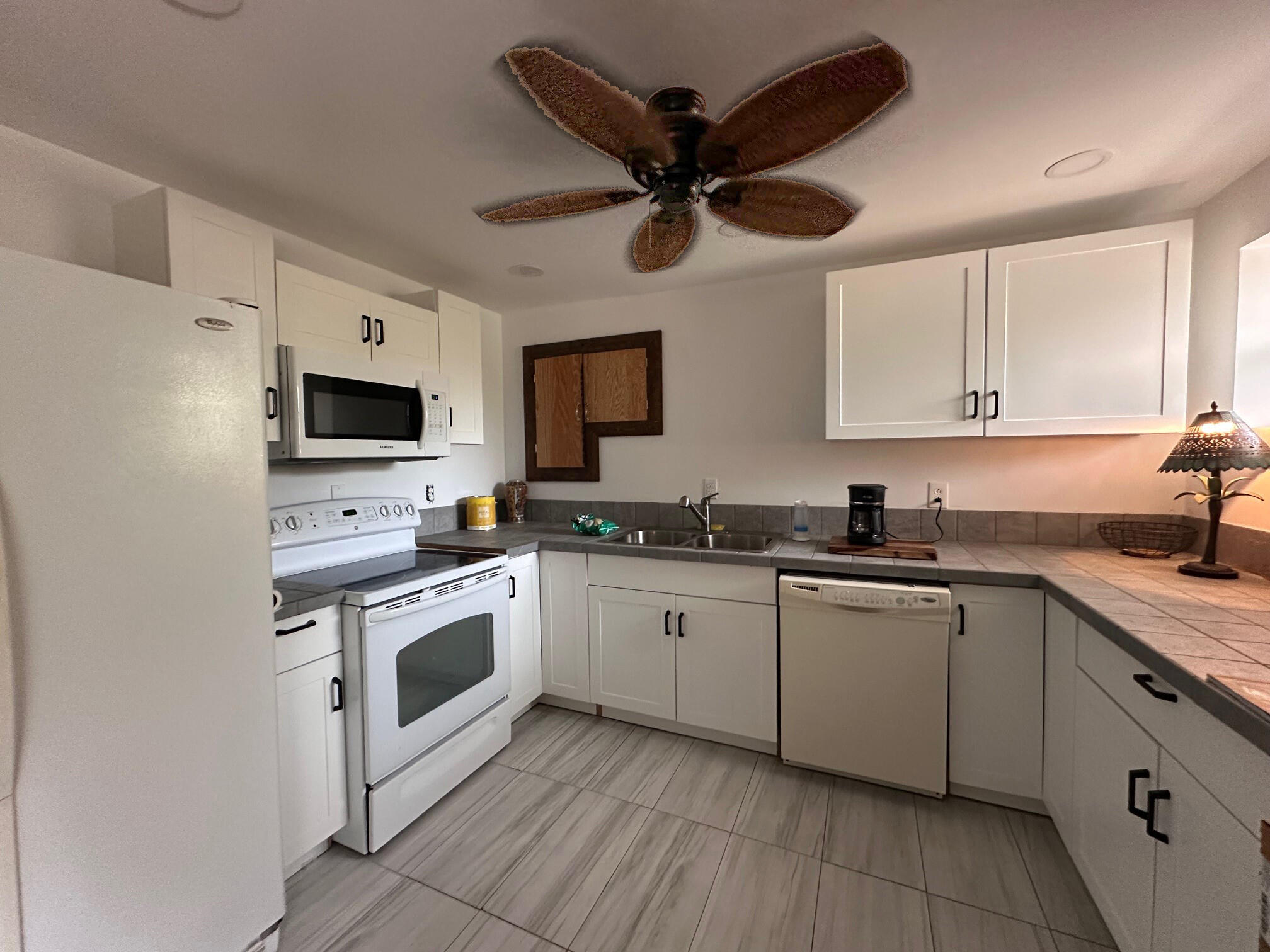 141 Ocean Drive Property Photo 15