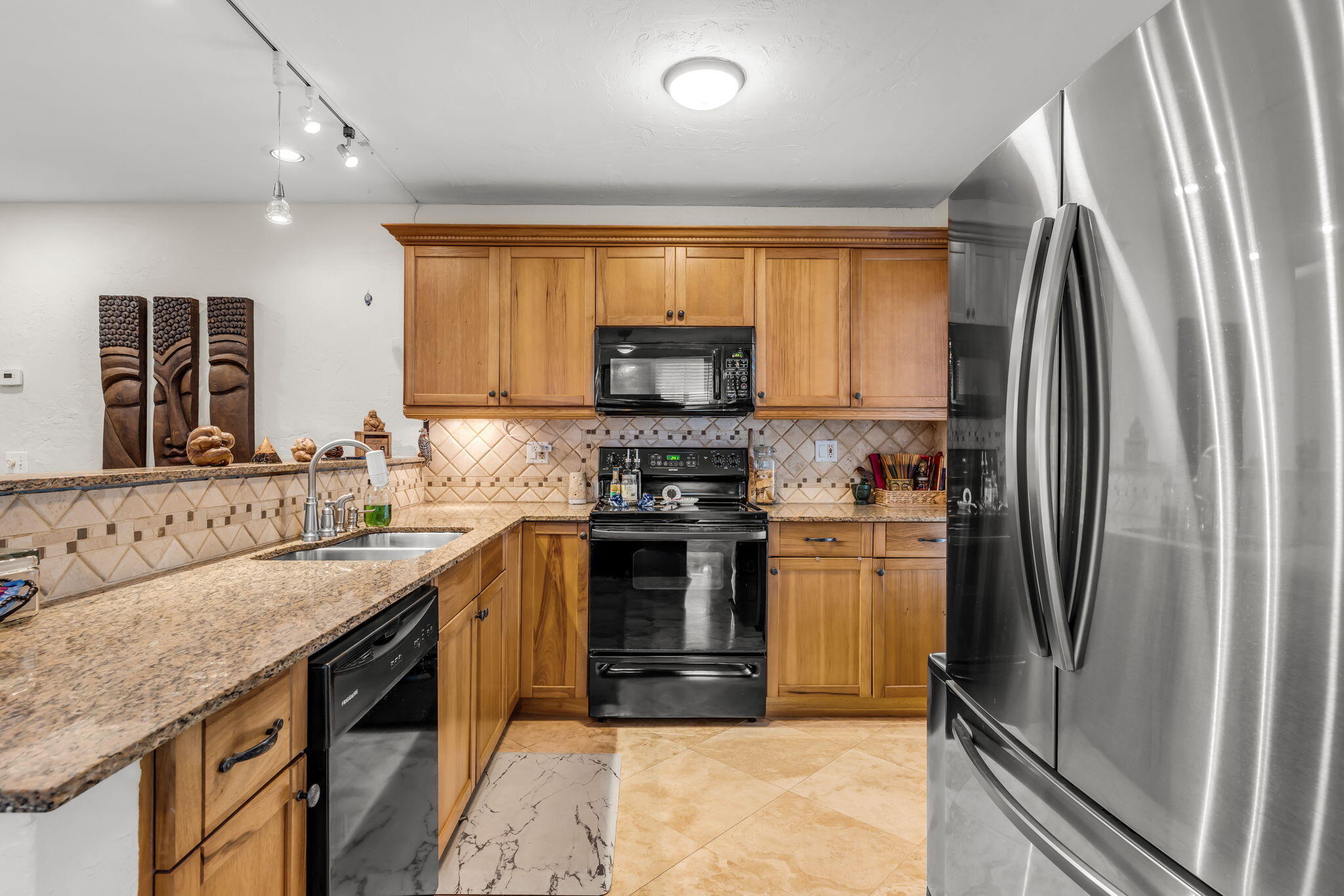 112 1st Terrace Property Photo 3