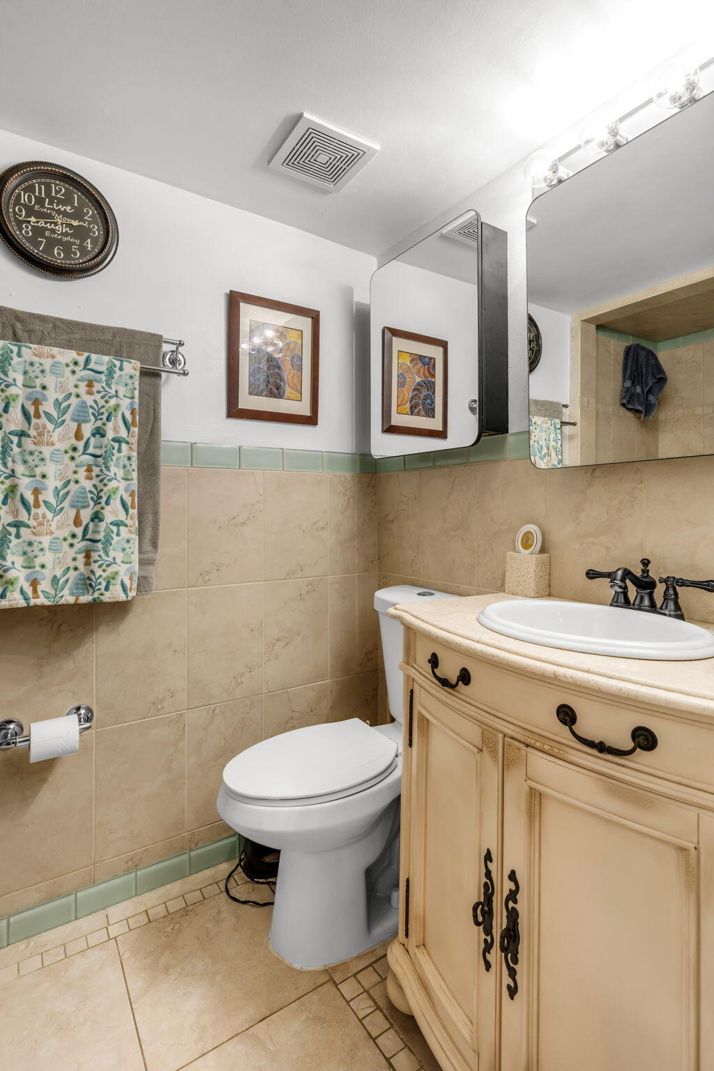 112 1st Terrace Property Photo 13