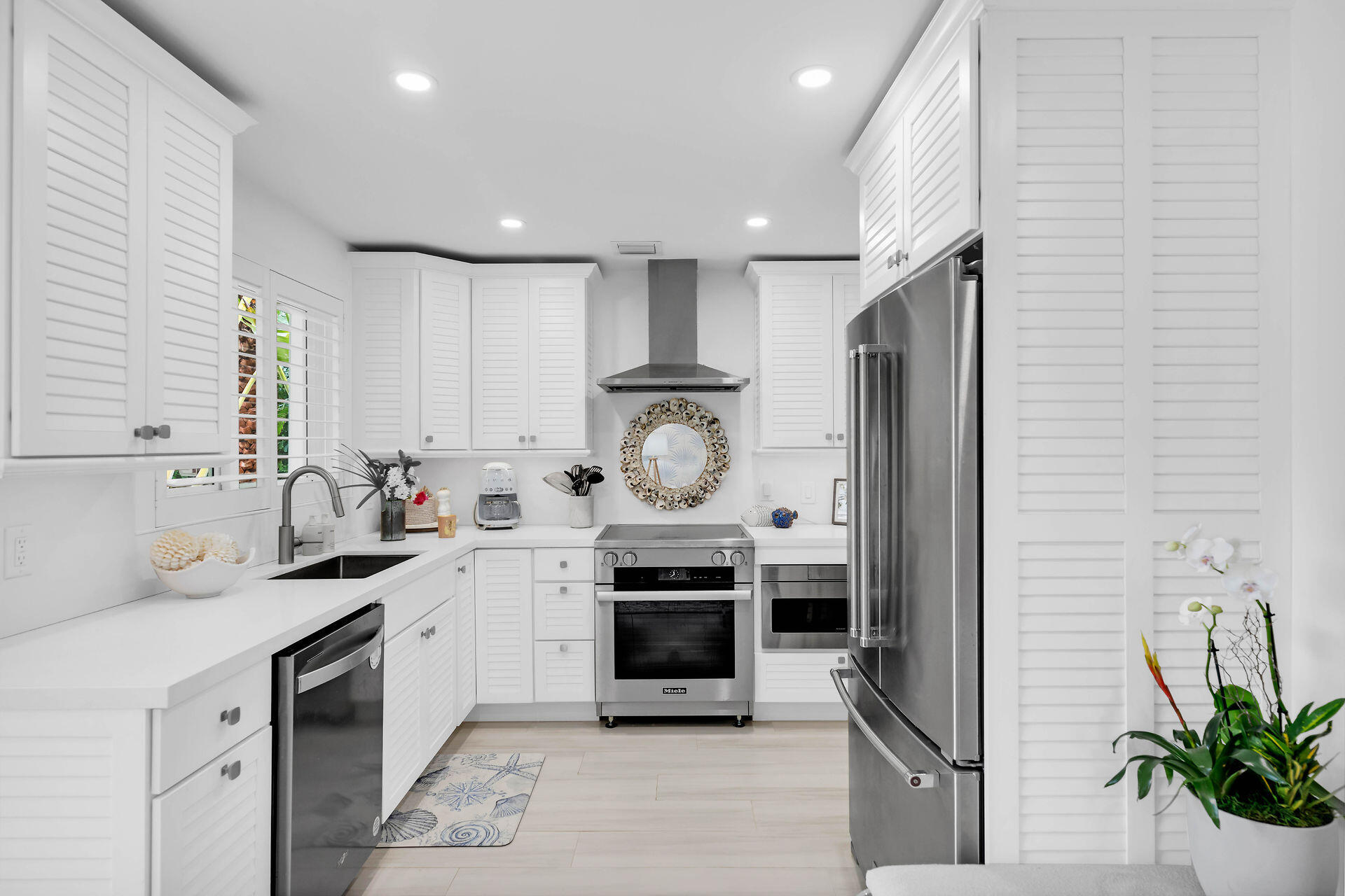 107 Carroll Street, All Units Property Photo 6