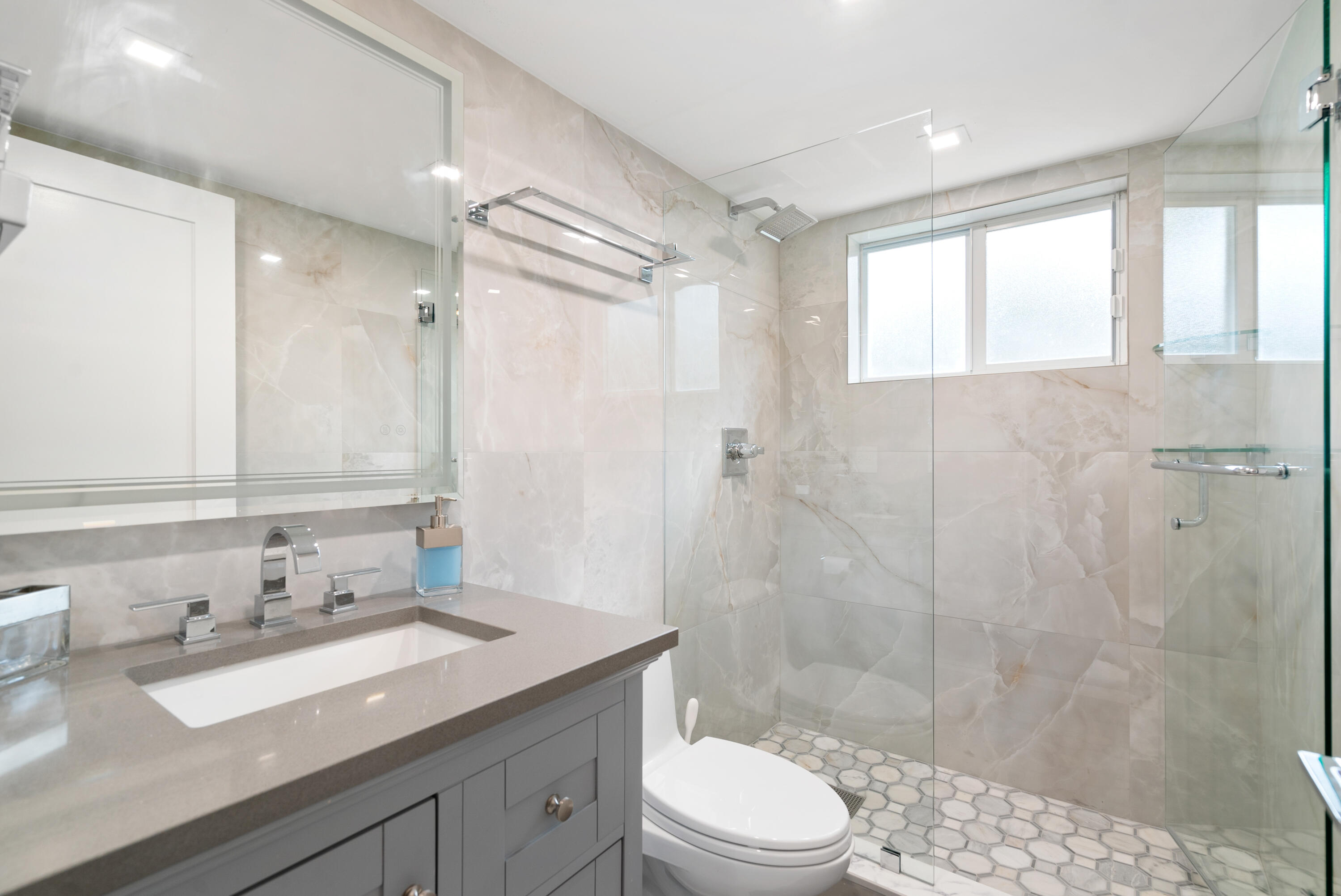 521 Sound Drive Property Photo 3