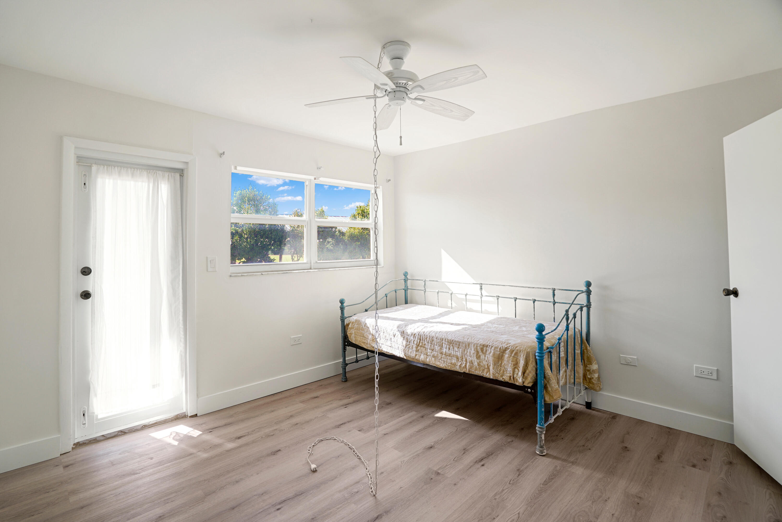 200 Wrenn Street, 203 Property Photo 12