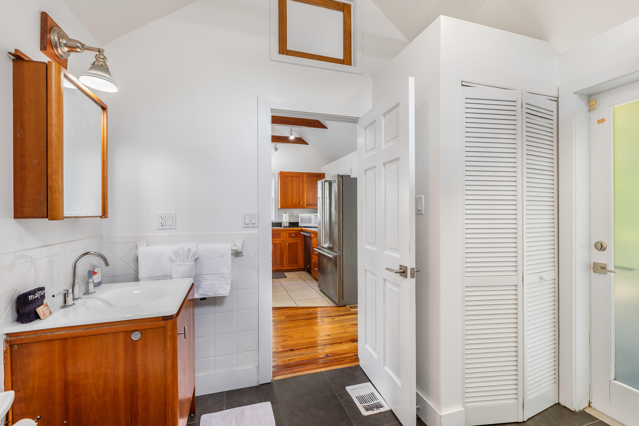 819 Elizabeth Street Property Photo 16