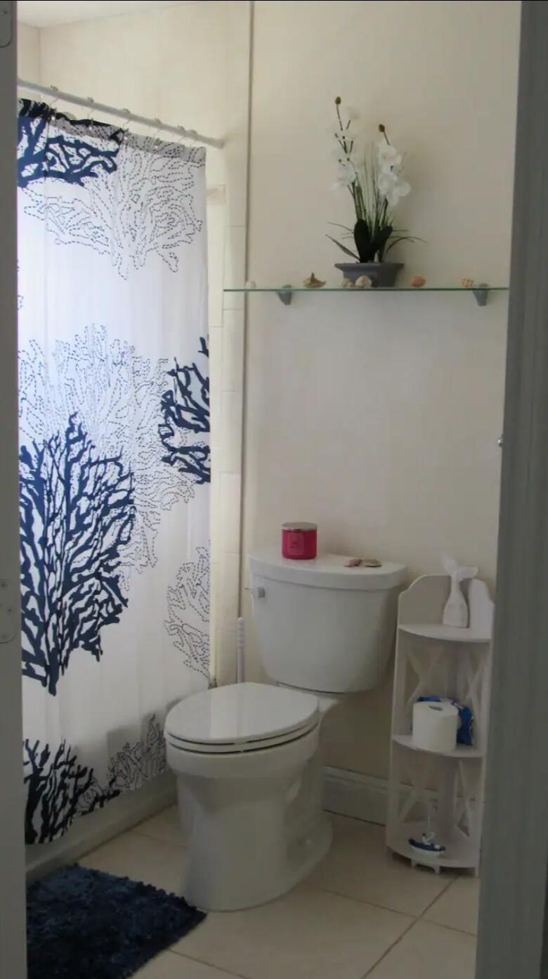 939 Plantation Road Property Photo 13