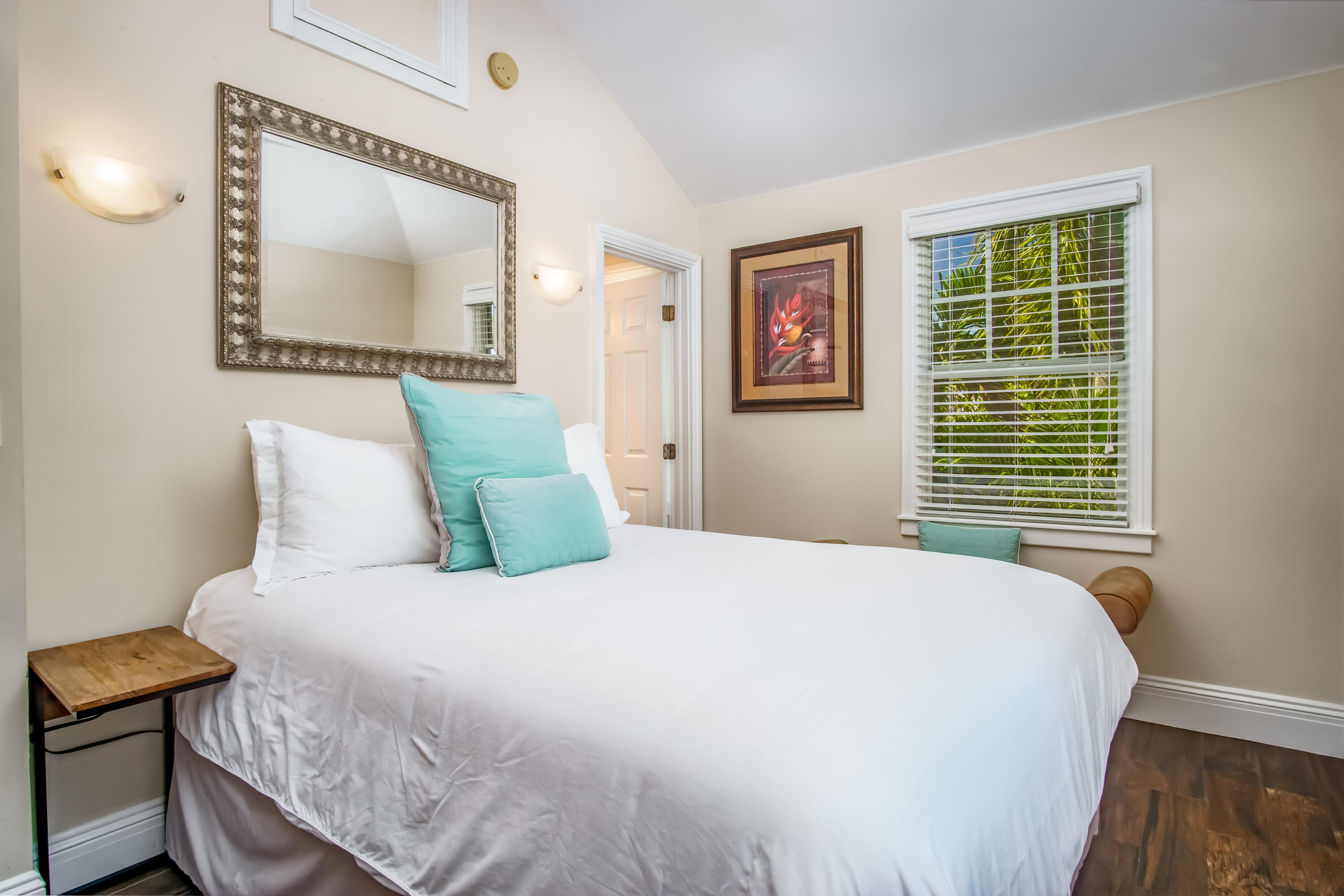 100 Admirals Lane Property Photo 18
