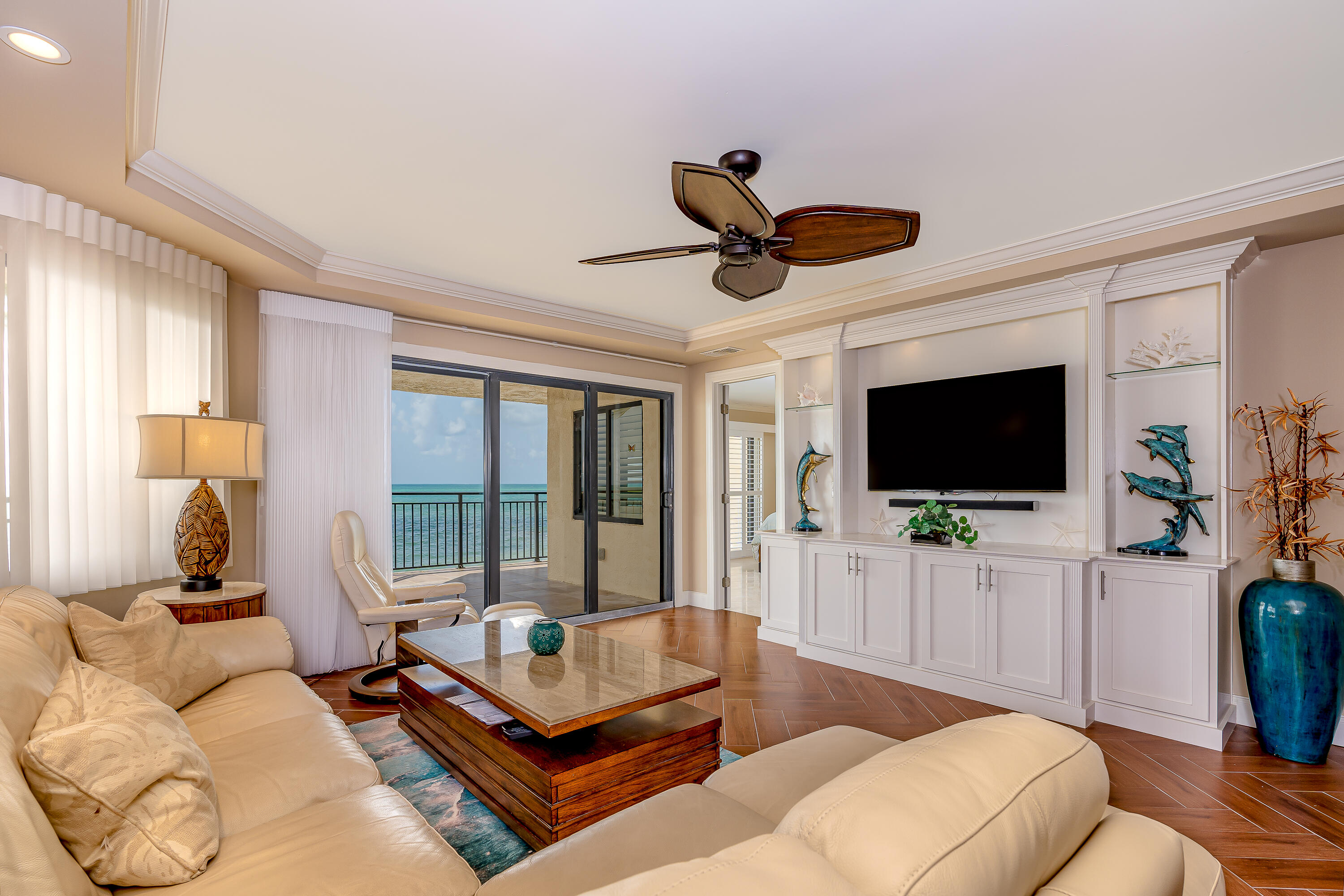 1001 W Ocean Drive, 2-203 Property Photo 18
