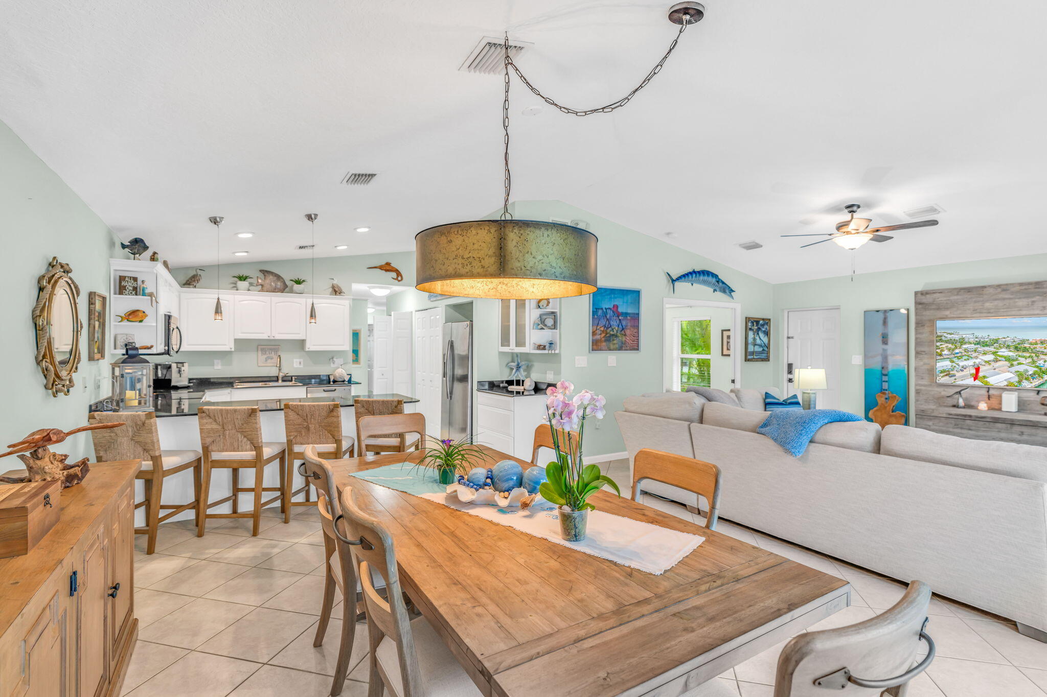 181 10th Street Property Photo 9