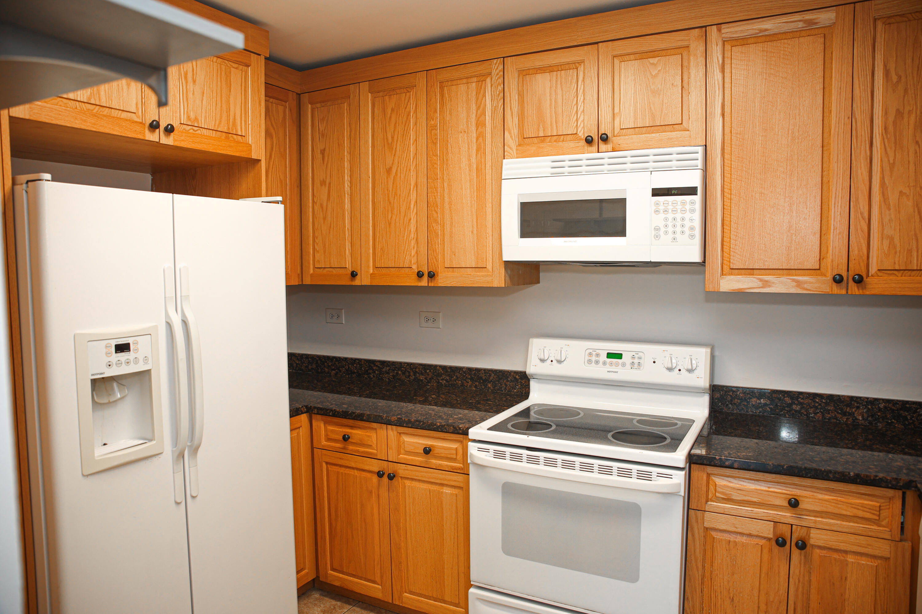 2601 S Roosevelt Boulevard, 305a Property Photo 4