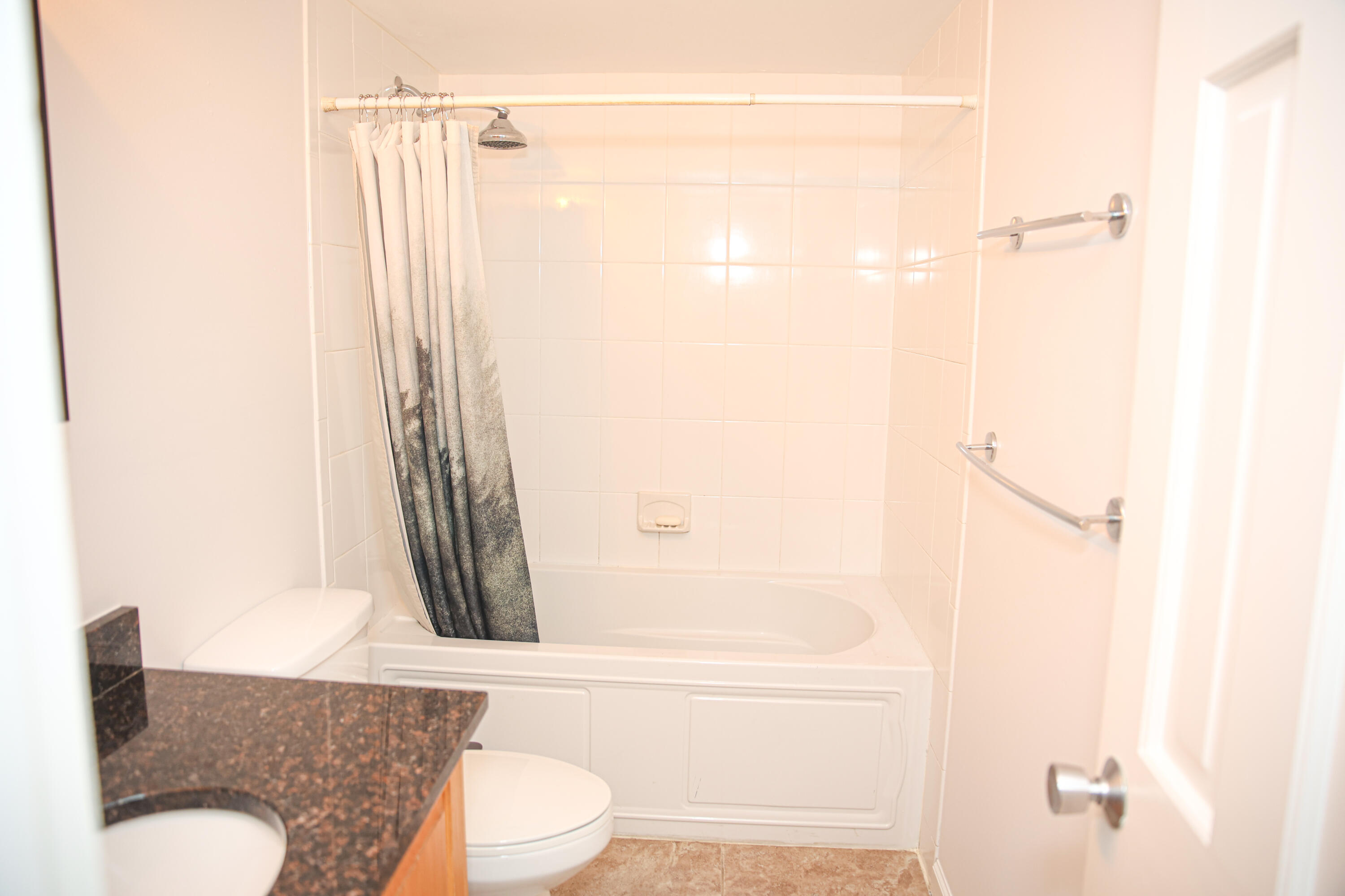 2601 S Roosevelt Boulevard, 305a Property Photo 9