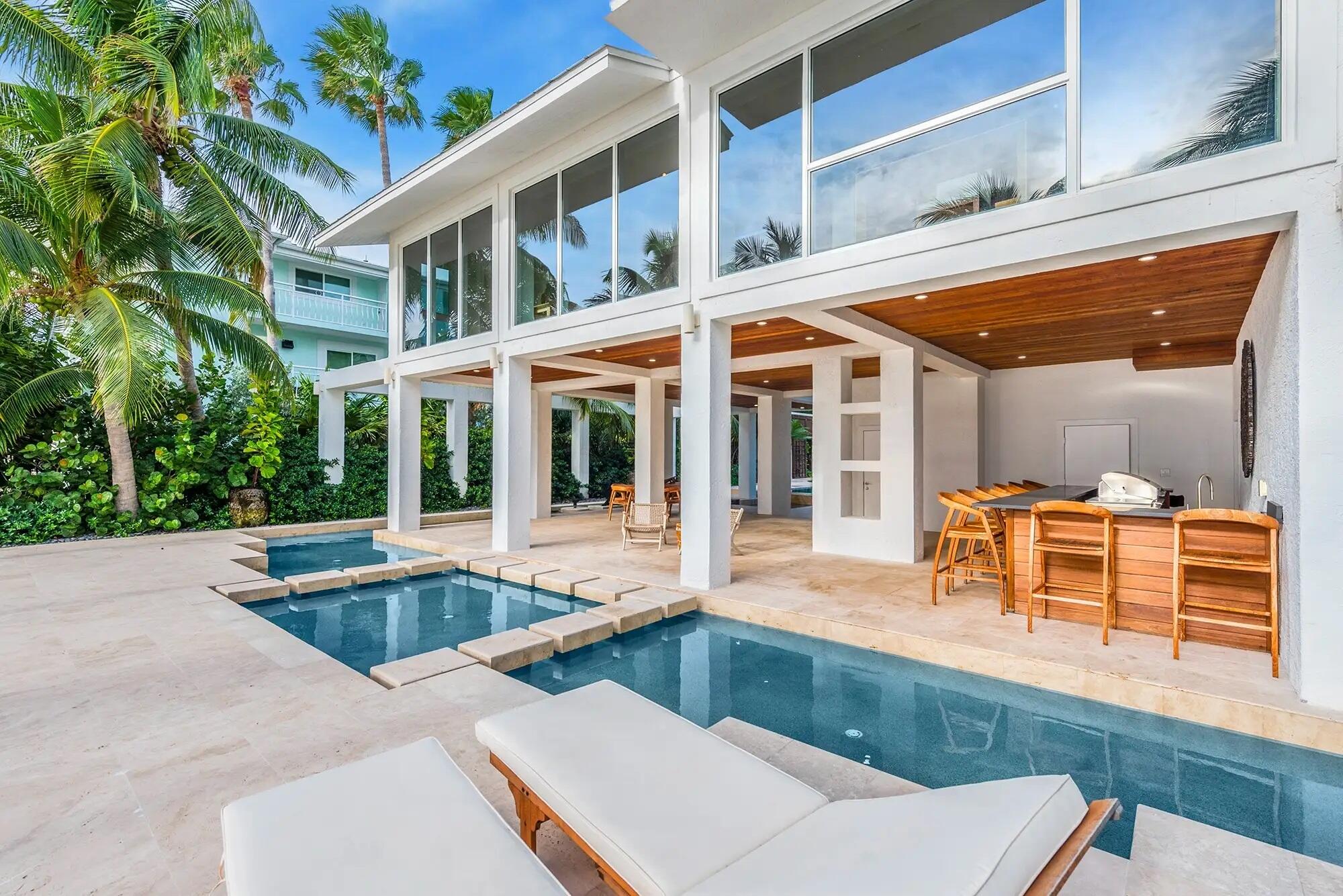 60 Ocean Front Drive Property Photo 5