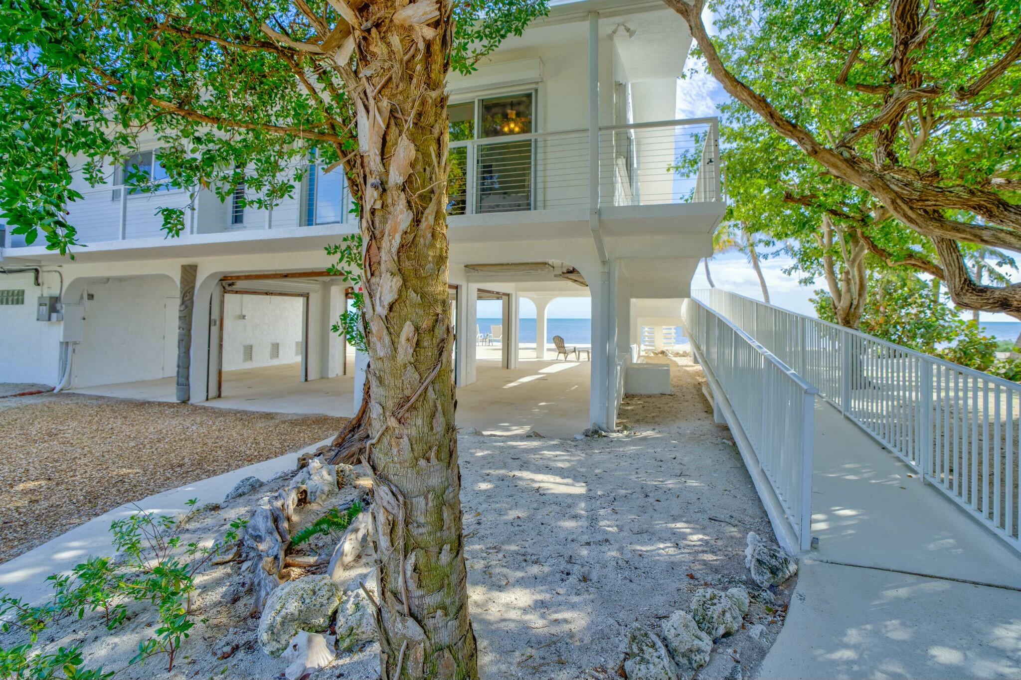1073 Long Beach Drive Property Photo 8