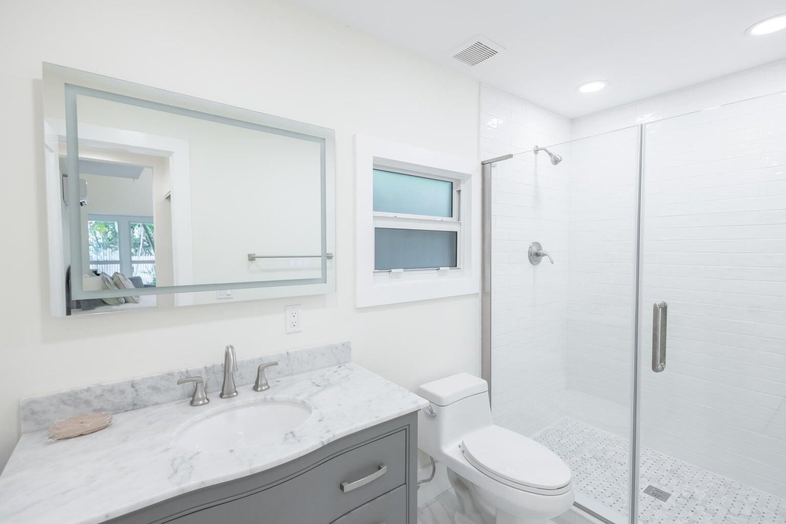 1215 Grinnell Street, D Property Photo 22