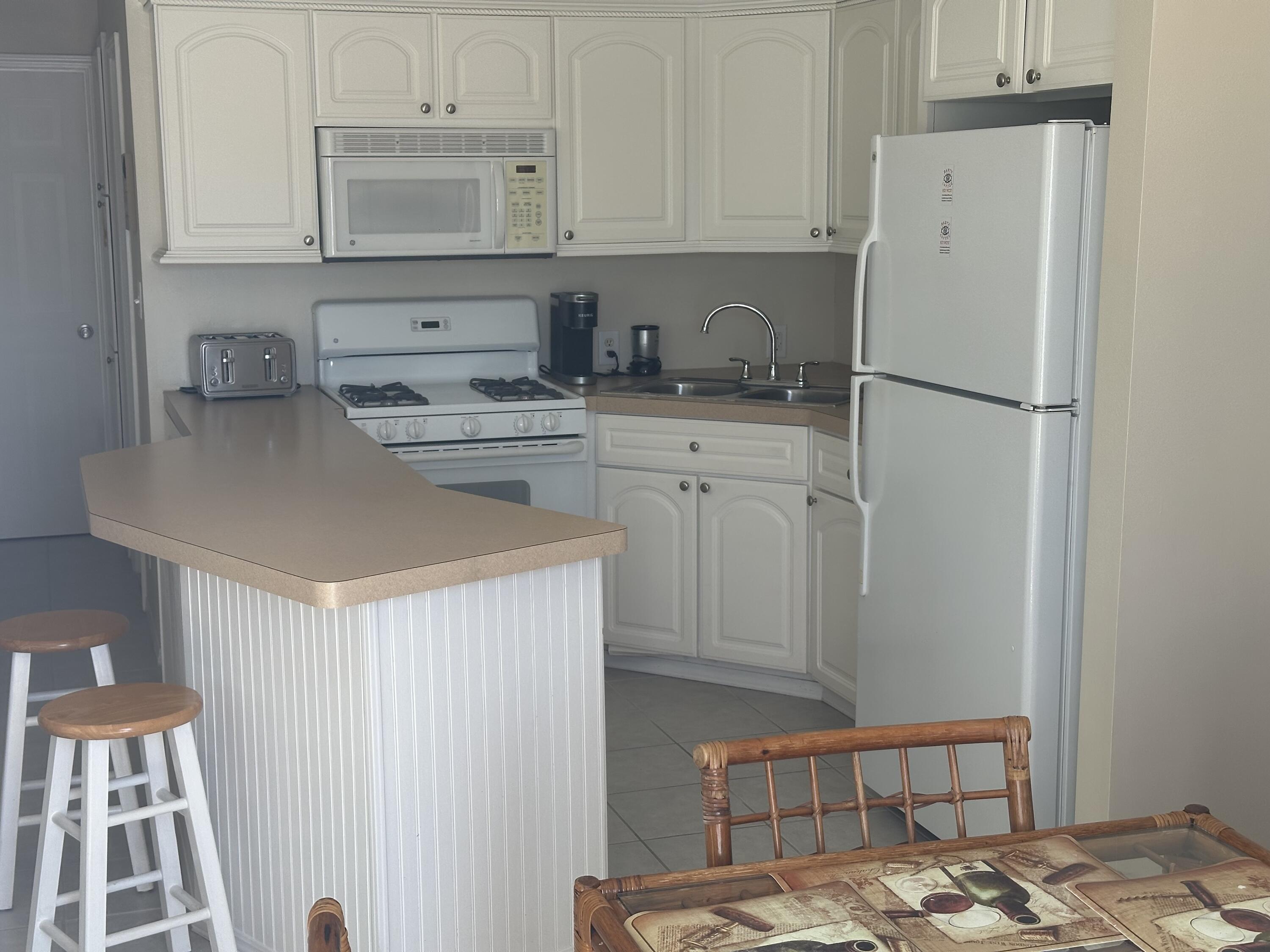 55 Boca Chica Road, 406 Property Photo 8