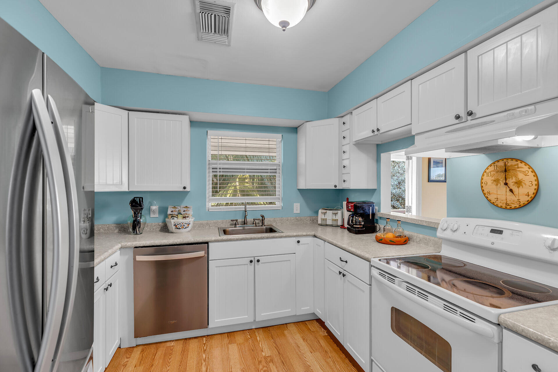 299 N Anglers Drive, A Property Photo 10