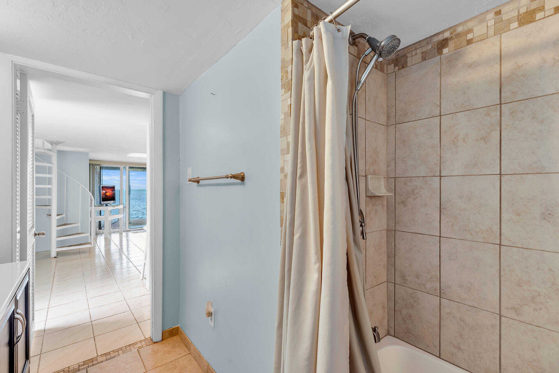 25161 Center Street Property Photo 13
