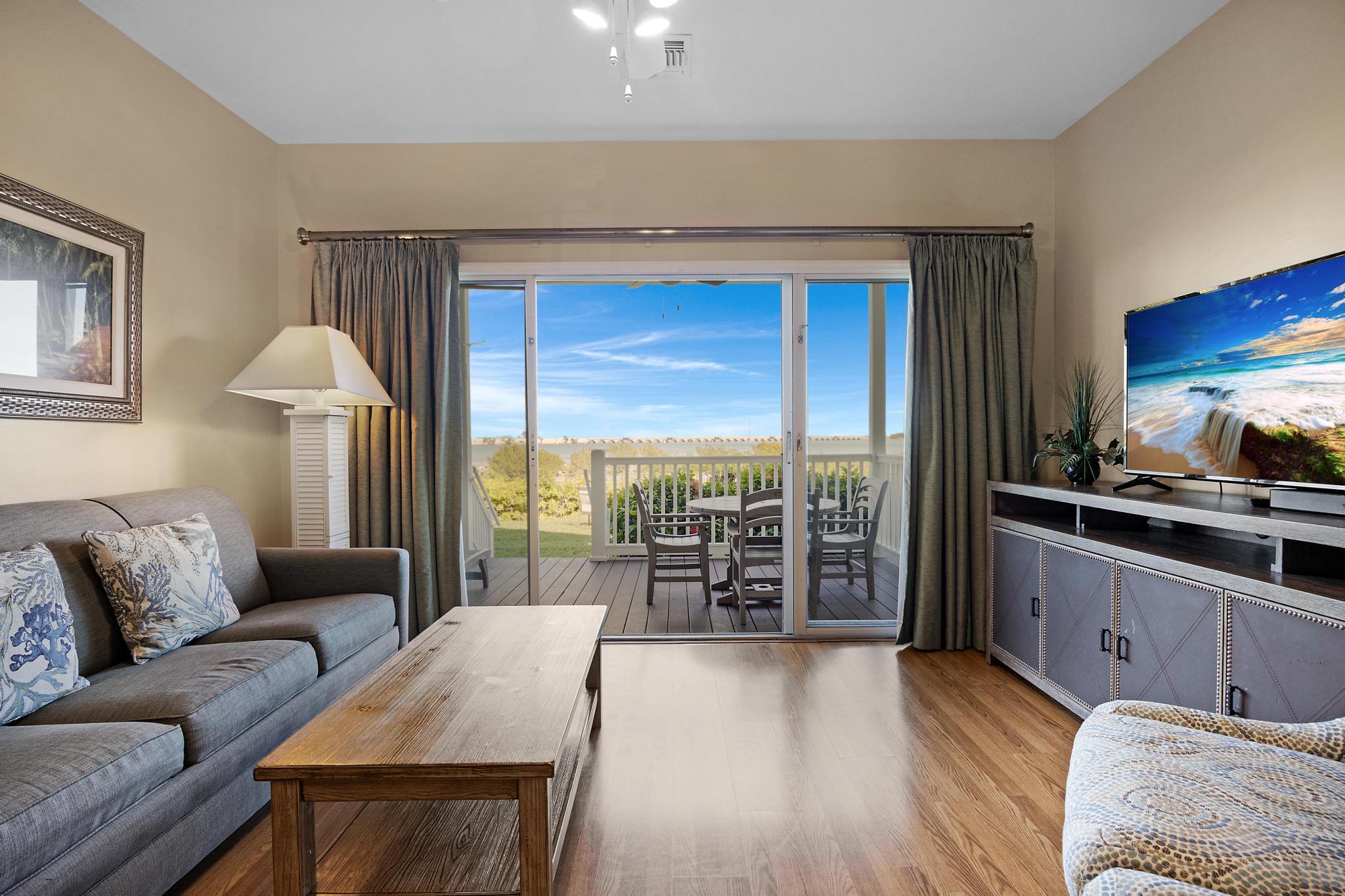 2104 Marina Villa Drive Property Photo 4