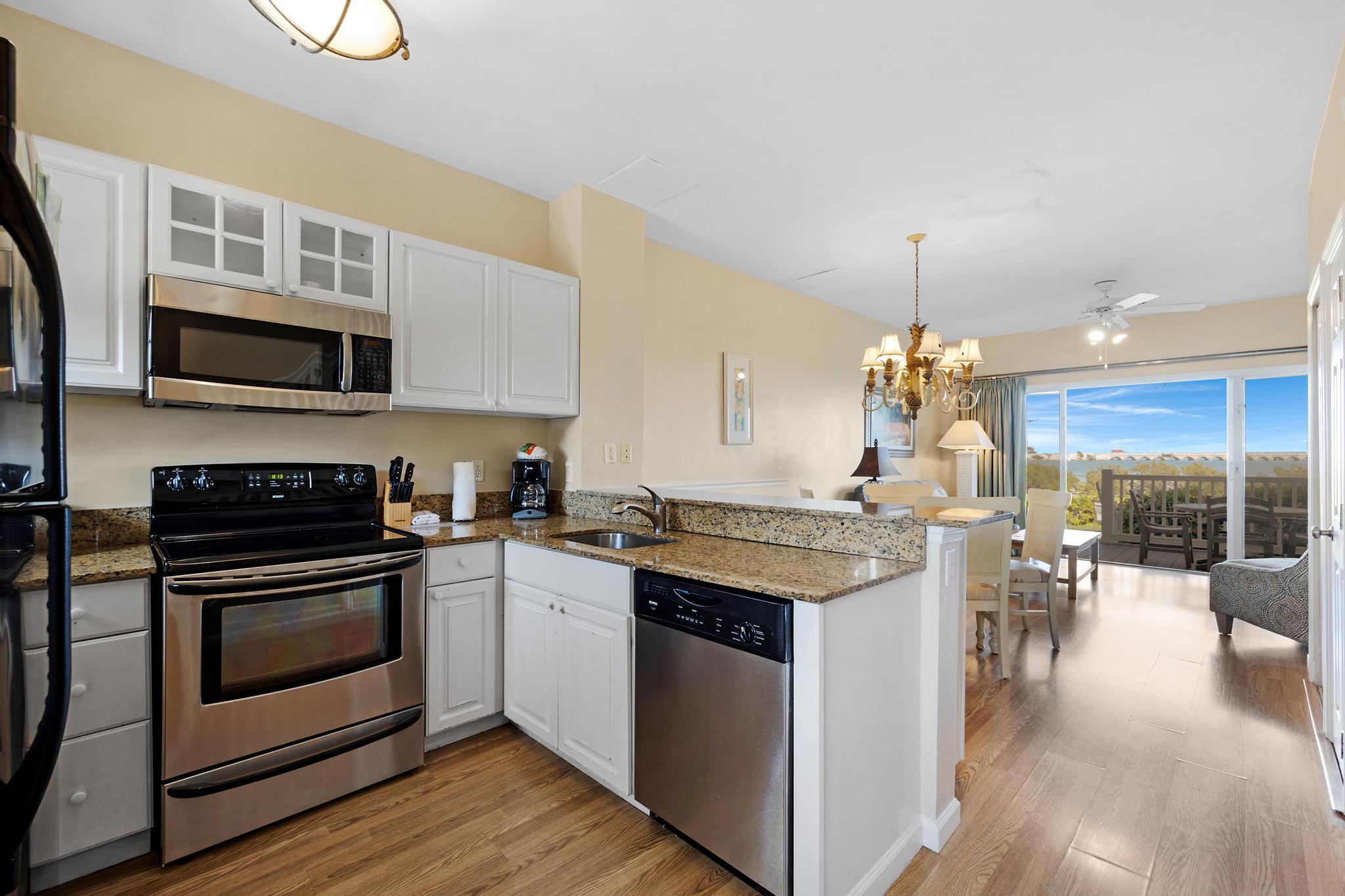 2104 Marina Villa Drive Property Photo 8