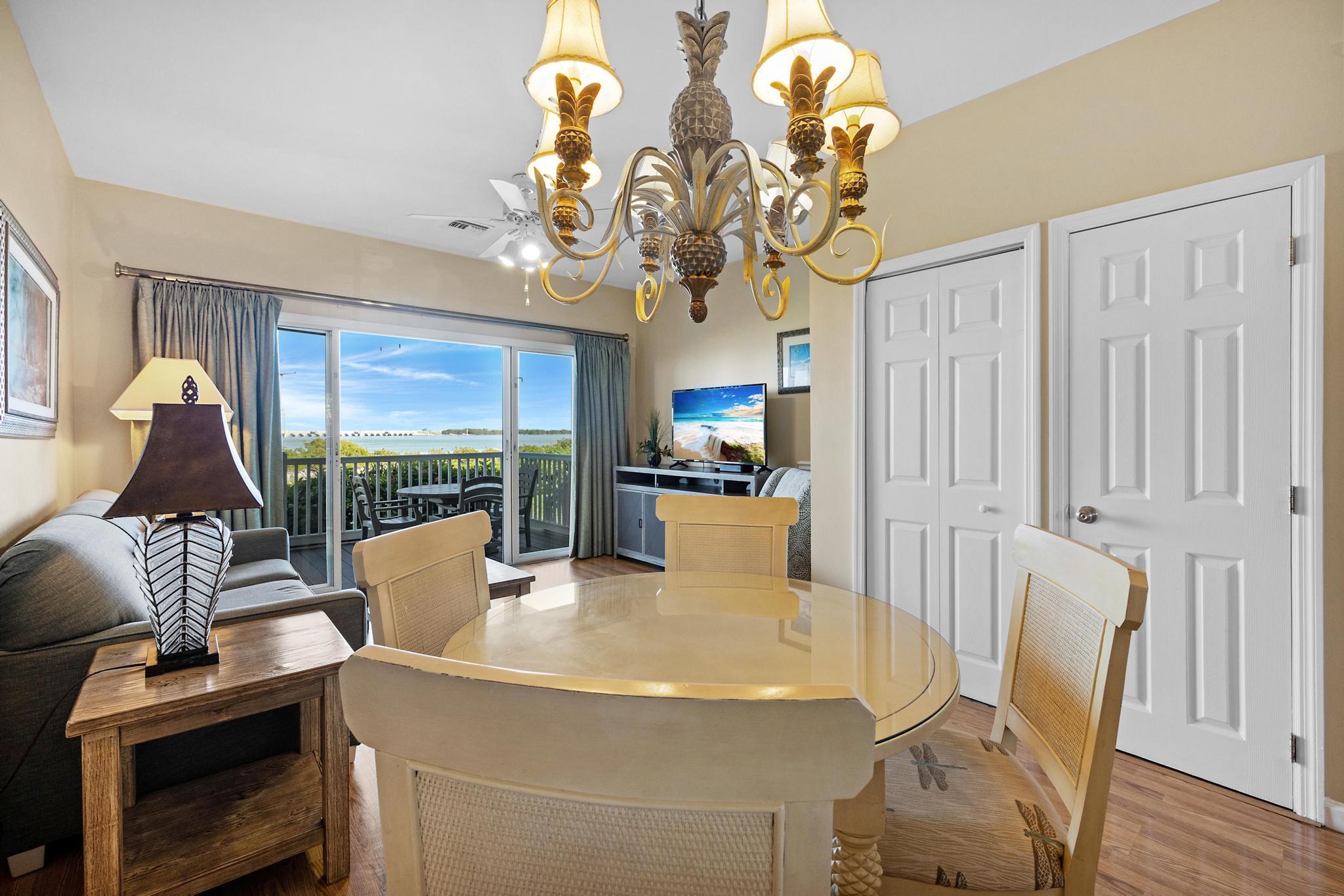 2104 Marina Villa Drive Property Photo 12