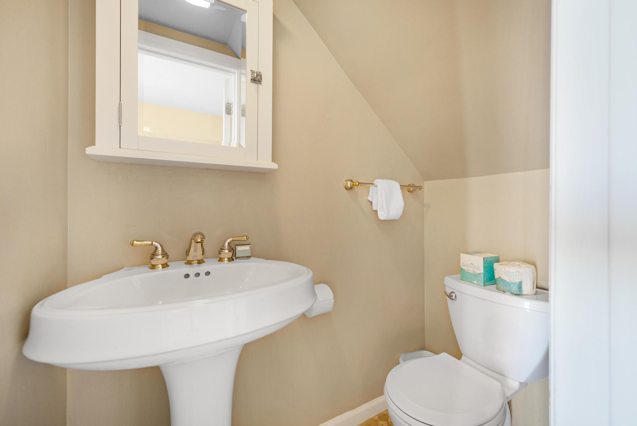 2104 Marina Villa Drive Property Photo 20