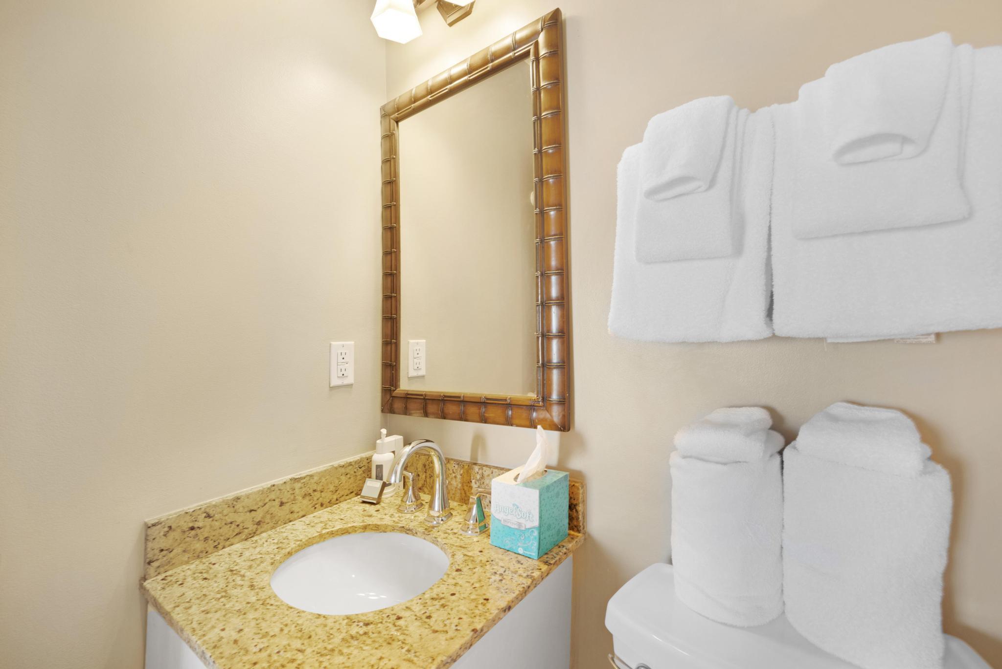 2104 Marina Villa Drive Property Photo 26