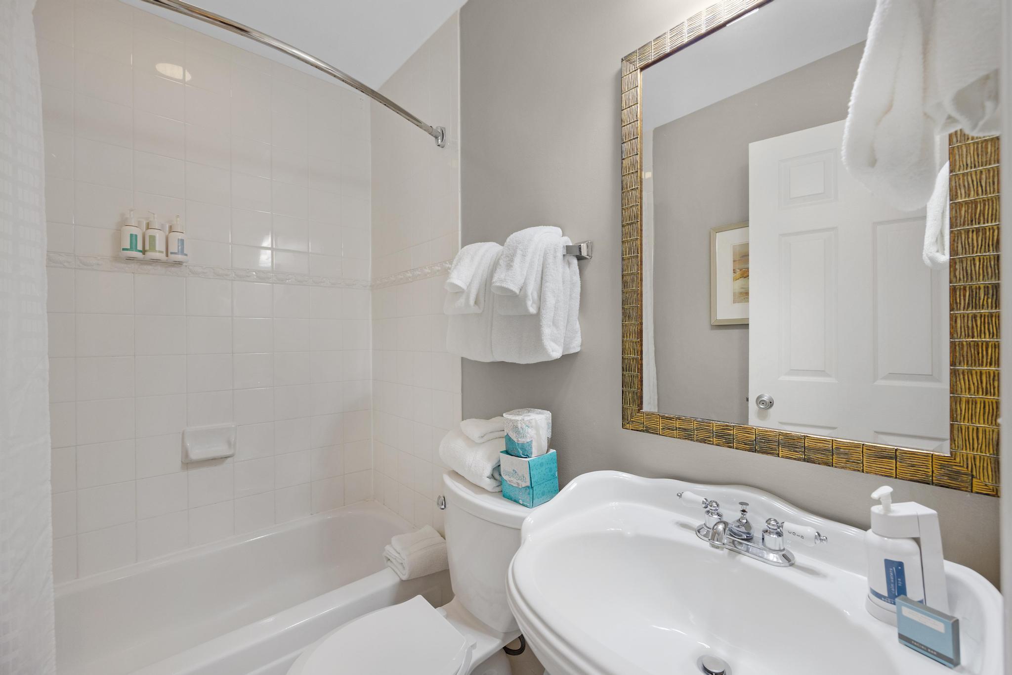 2104 Marina Villa Drive Property Photo 35