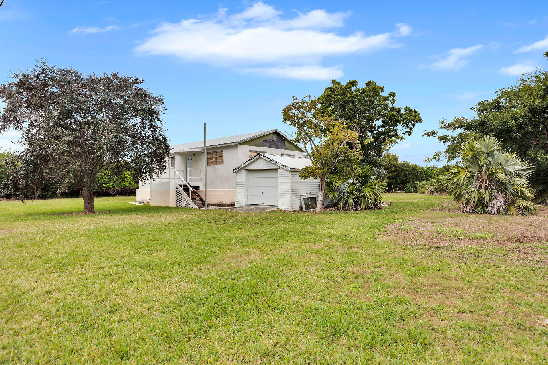 30455 Racoon Run Property Photo 3