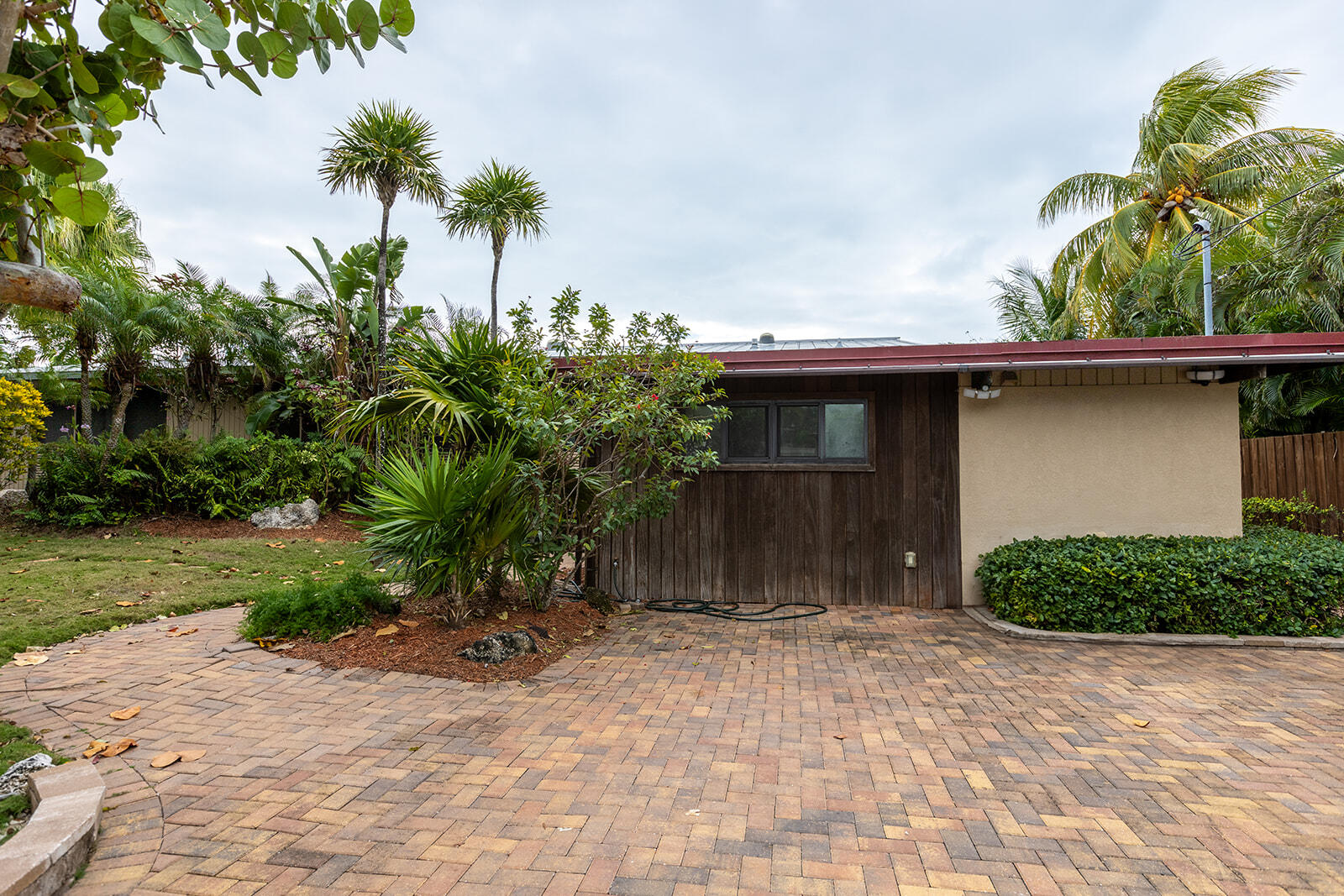 17338 E Dolphin Street Property Photo 30