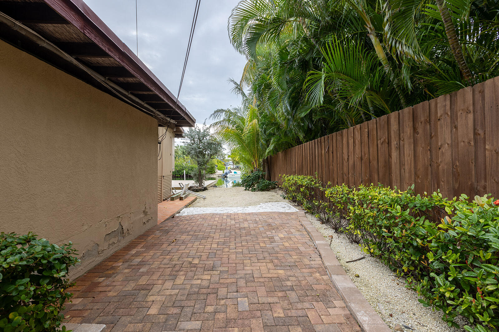 17338 E Dolphin Street Property Photo 42