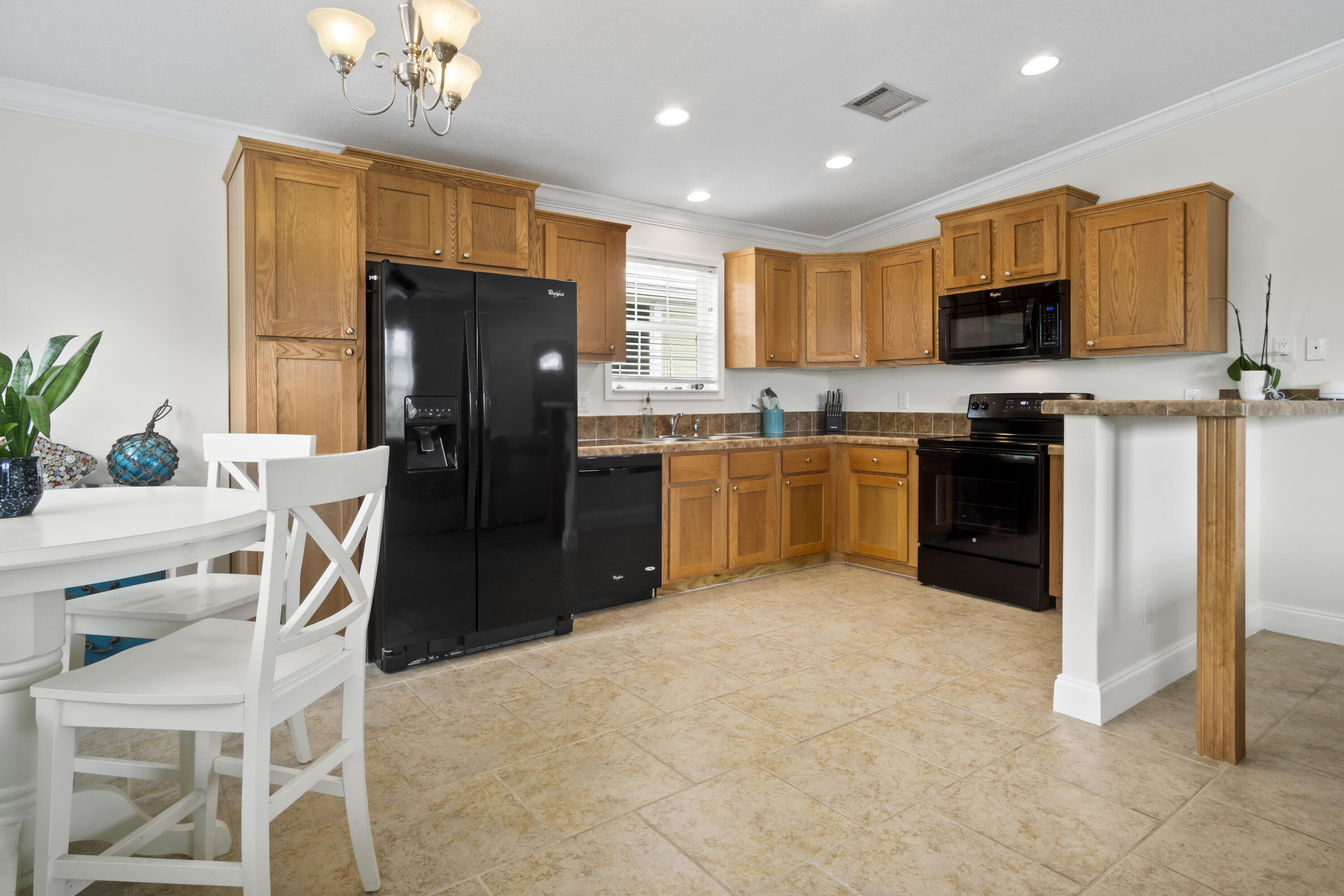 25022 Palm Lane Property Photo 8