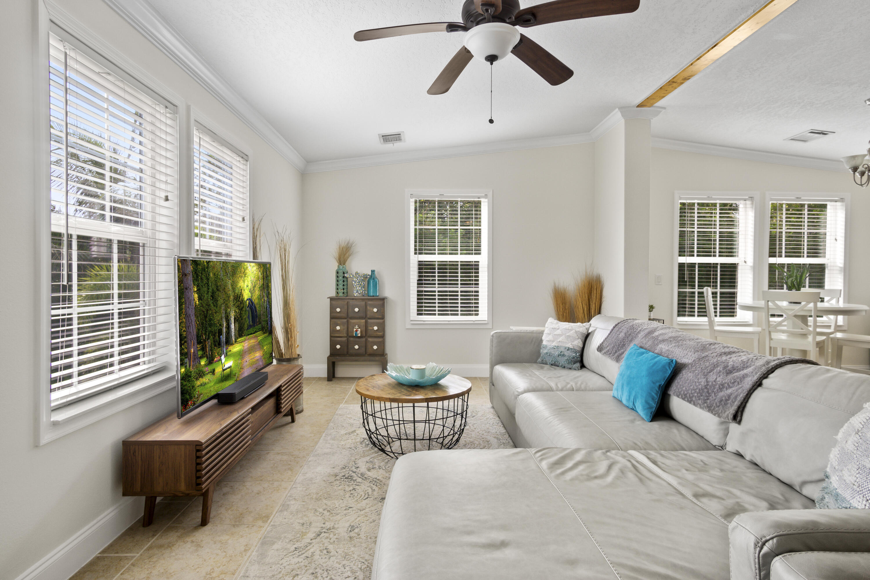 25022 Palm Lane Property Photo 12