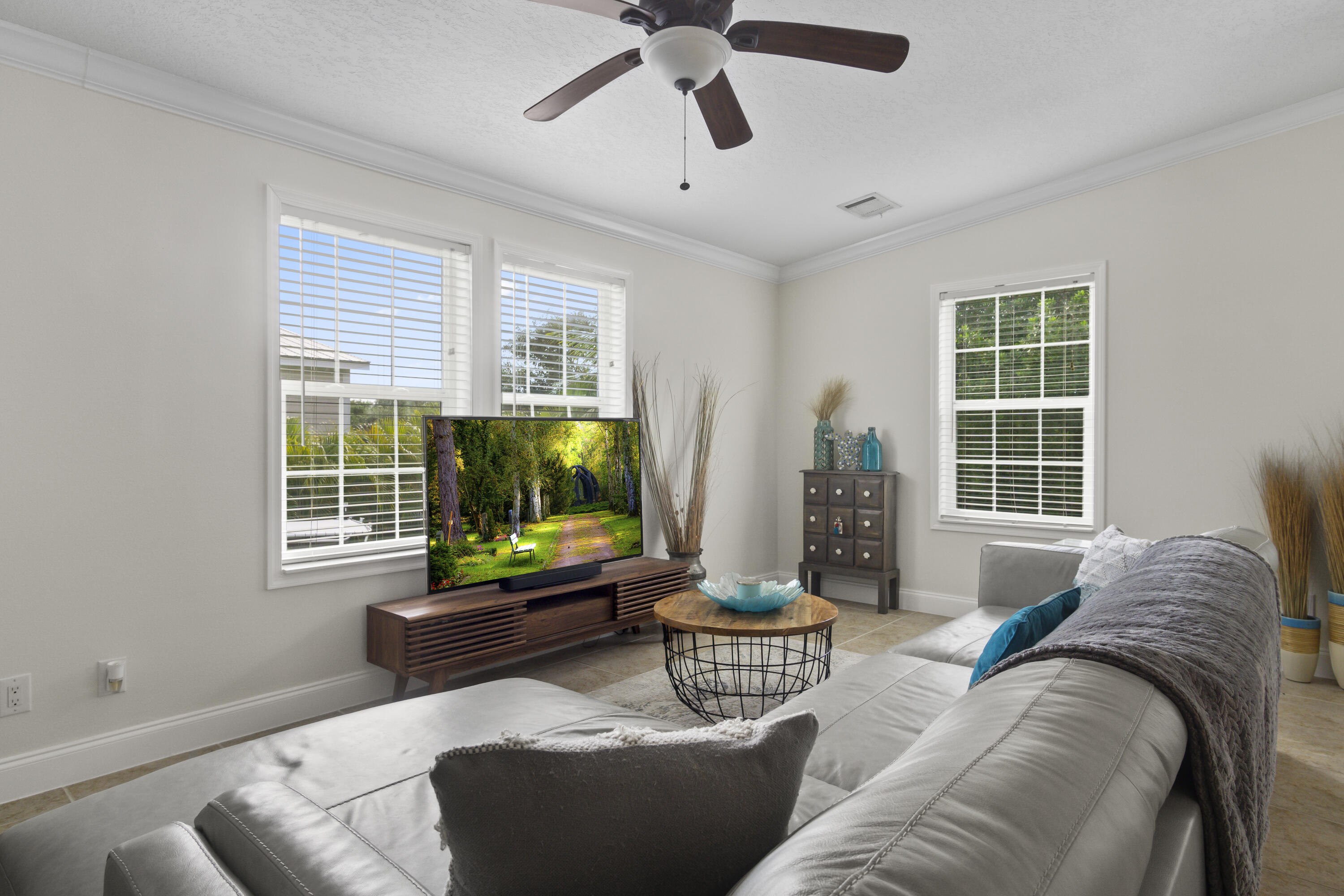 25022 Palm Lane Property Photo 14
