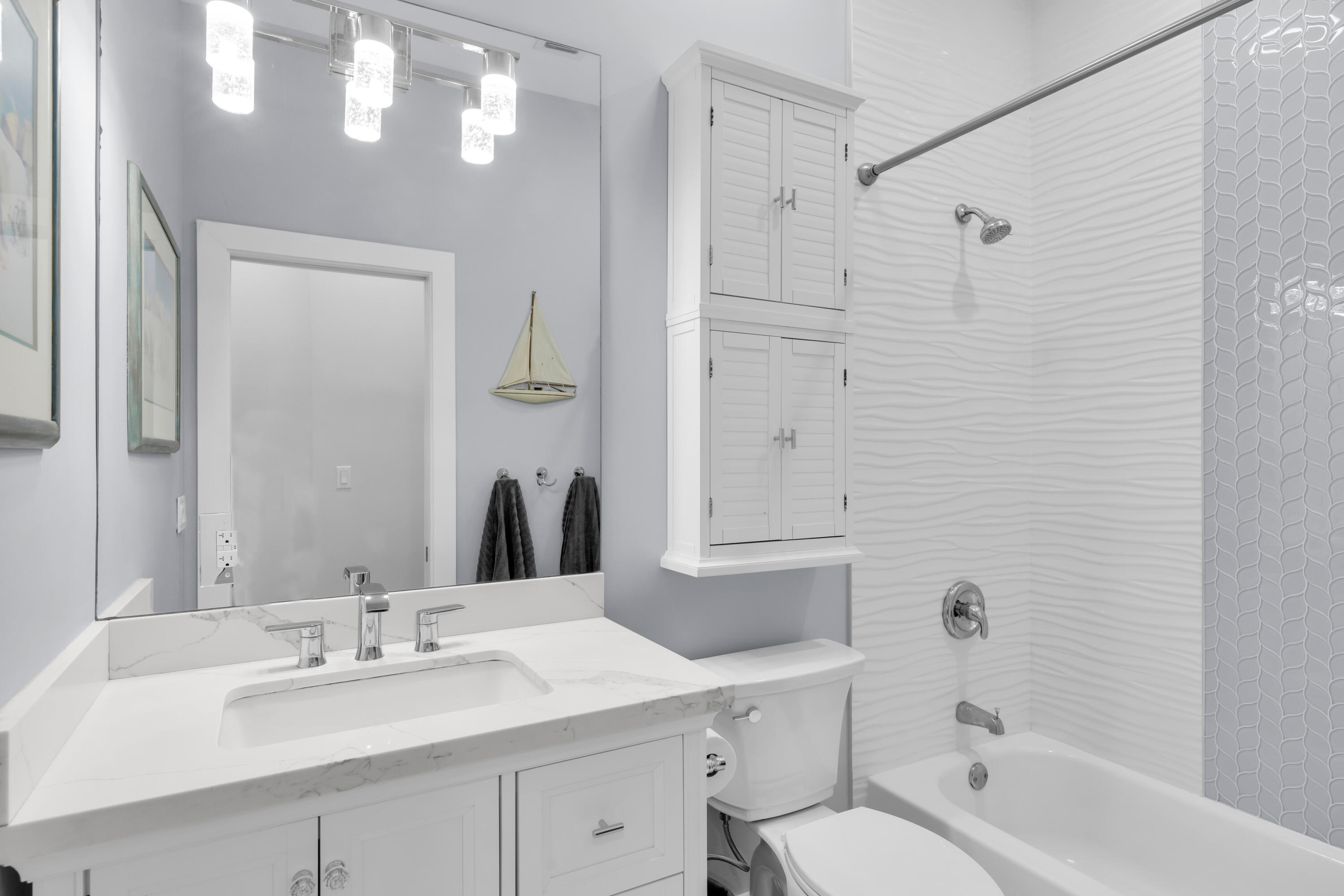548 Palm Drive Property Photo 19
