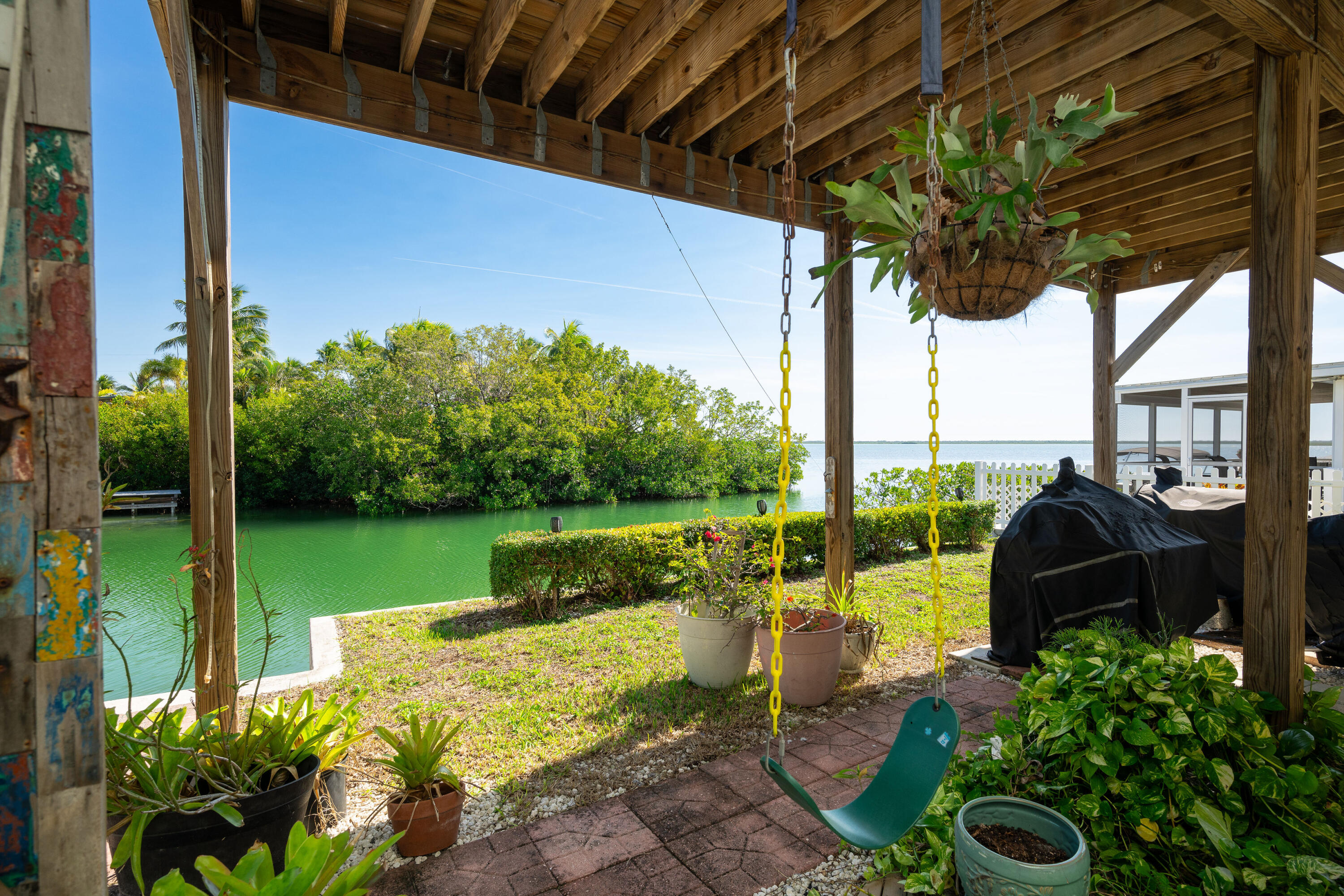 31 Blue Water Drive Property Photo 24