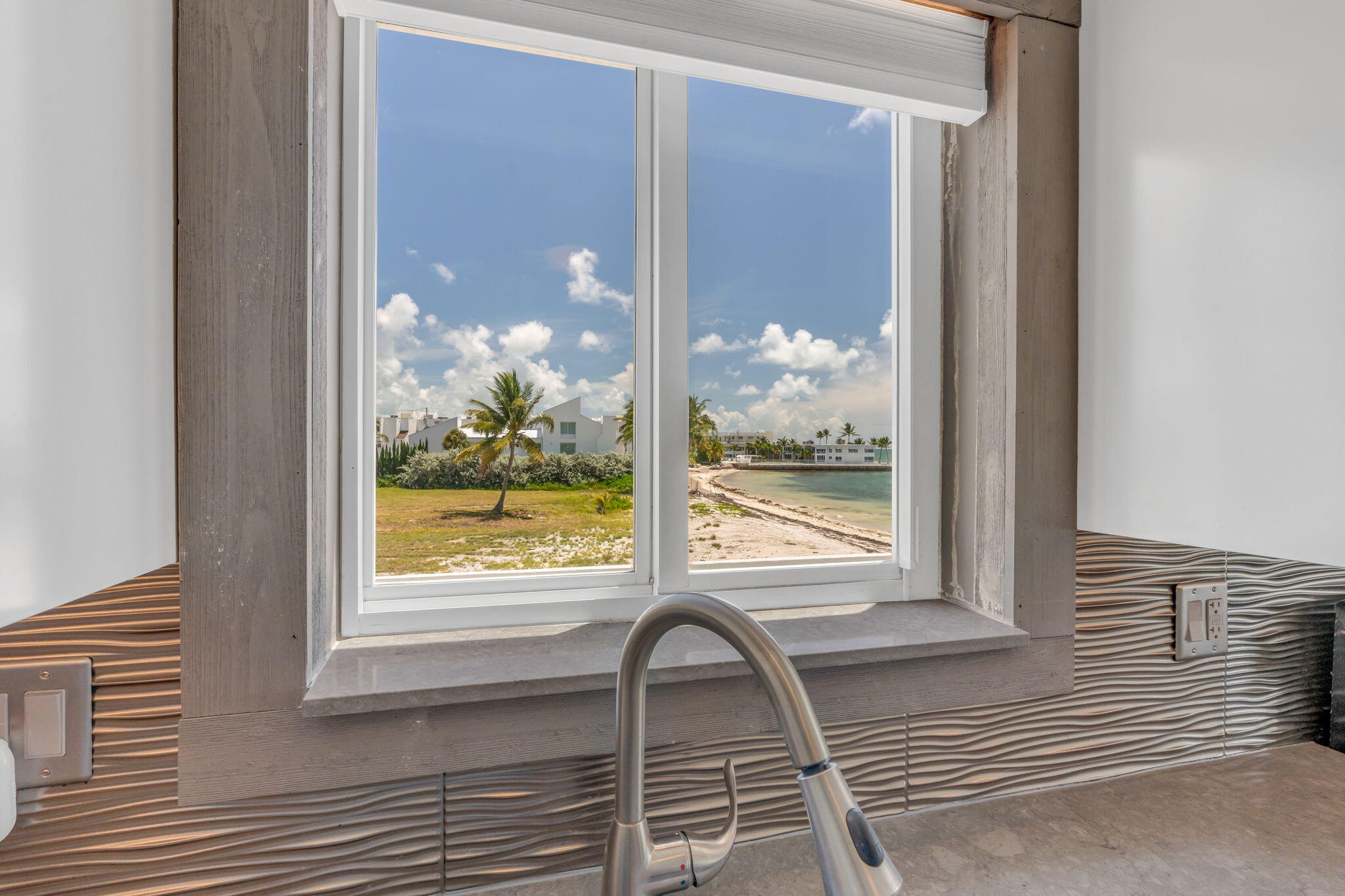 755 W Ocean Drive, 5 Property Photo 13