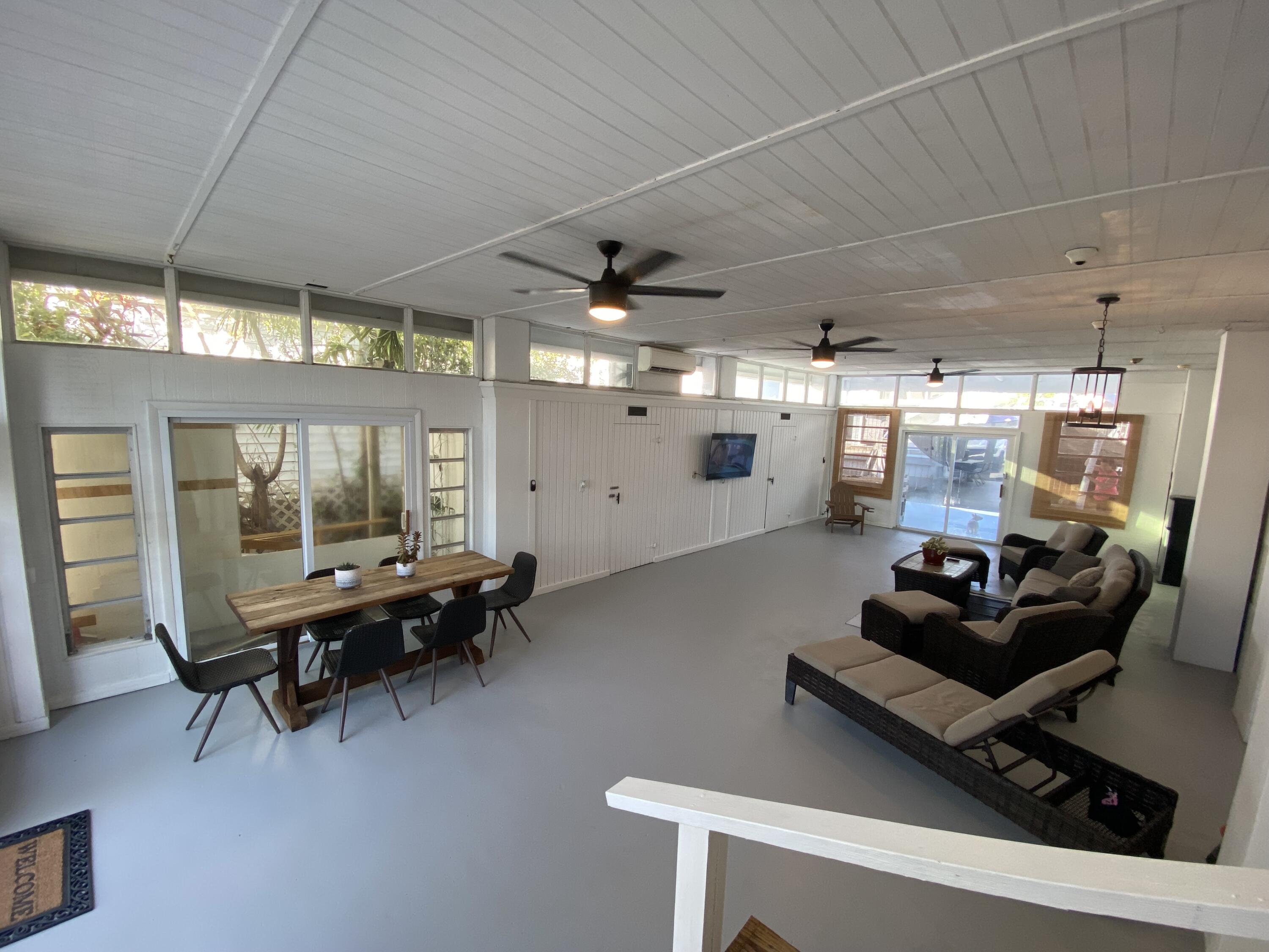 174 W Avenue C Property Photo 10
