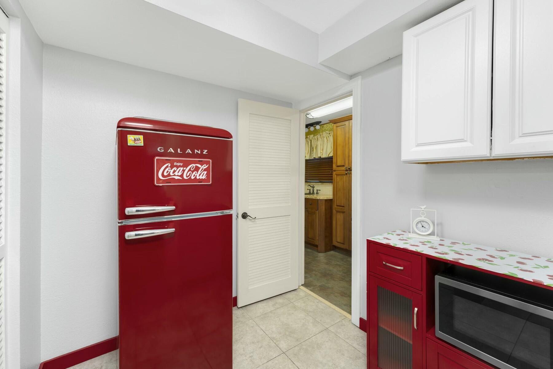 182 Bayview Drive Property Photo 32
