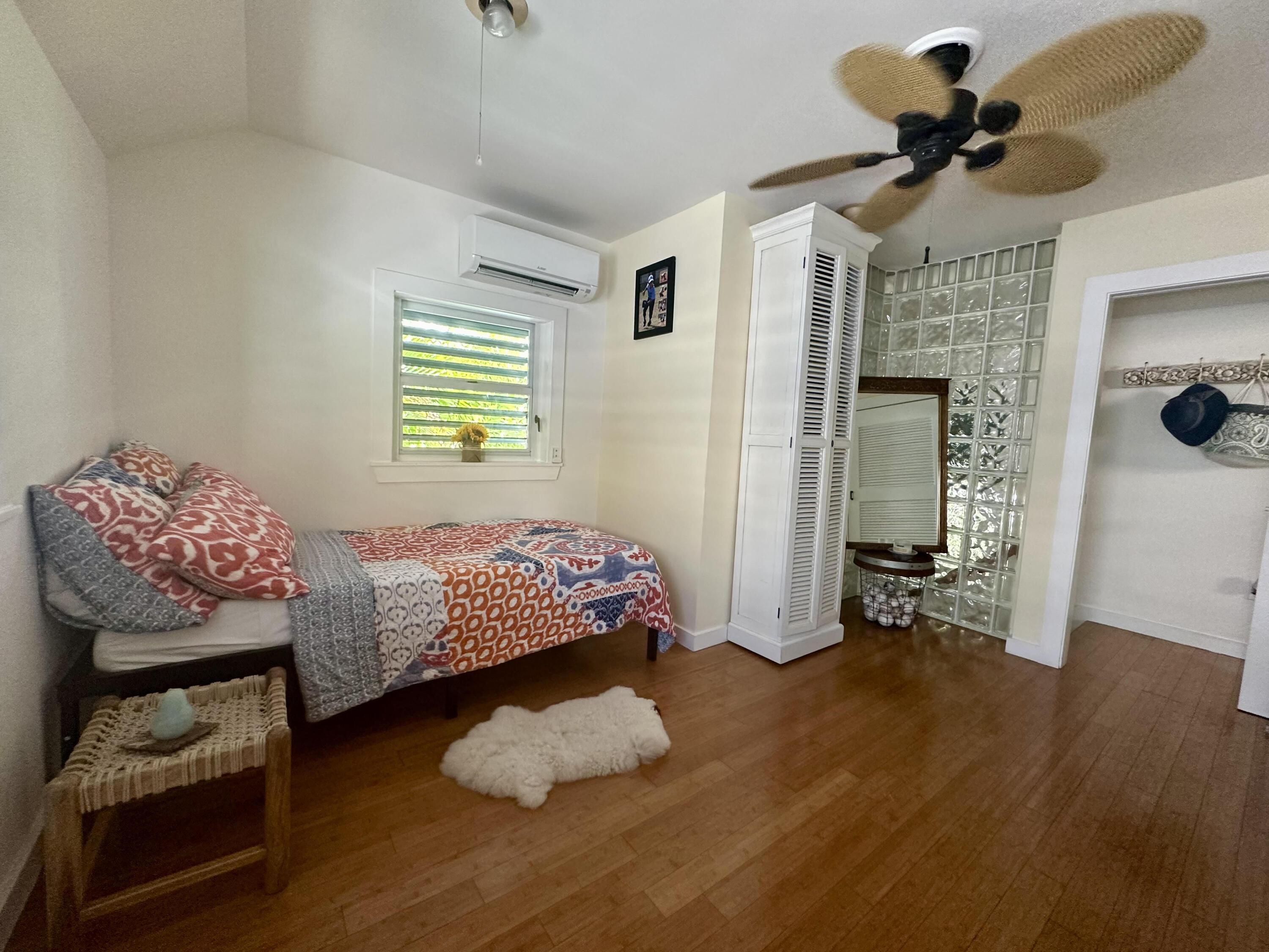 707 Washington Street Property Photo 22