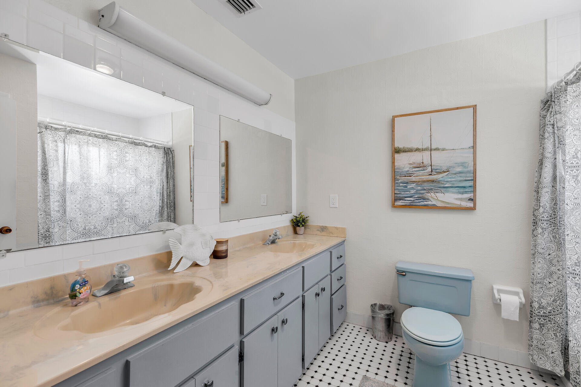 1519 Johnson Street Property Photo 41