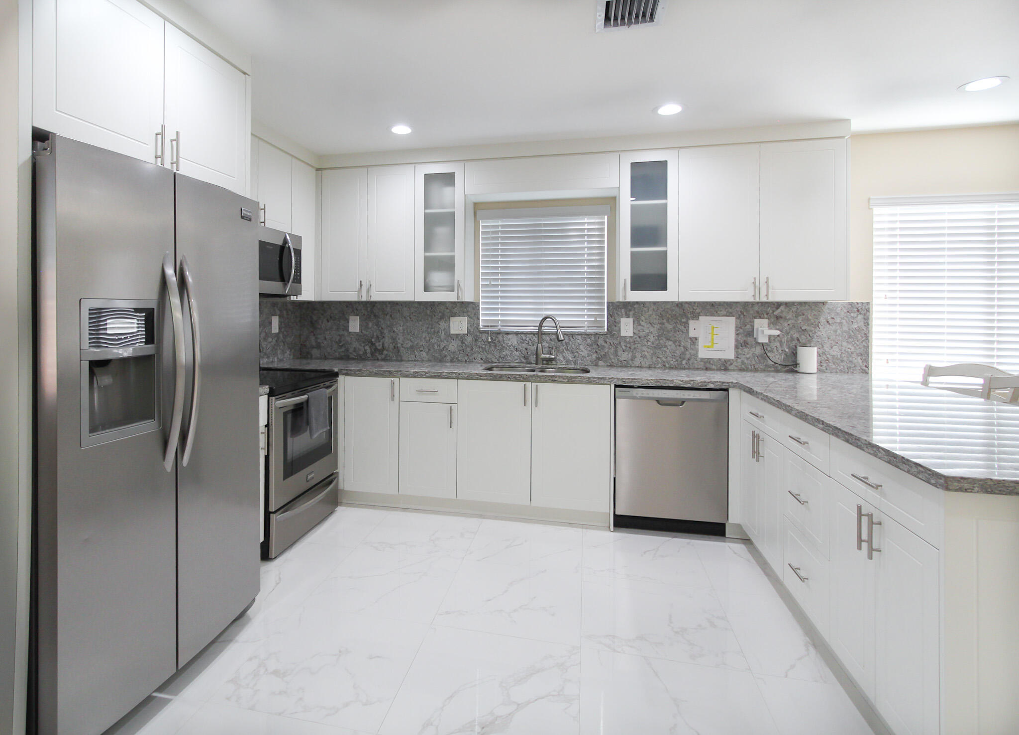 80 Le Grand Drive Property Photo 12
