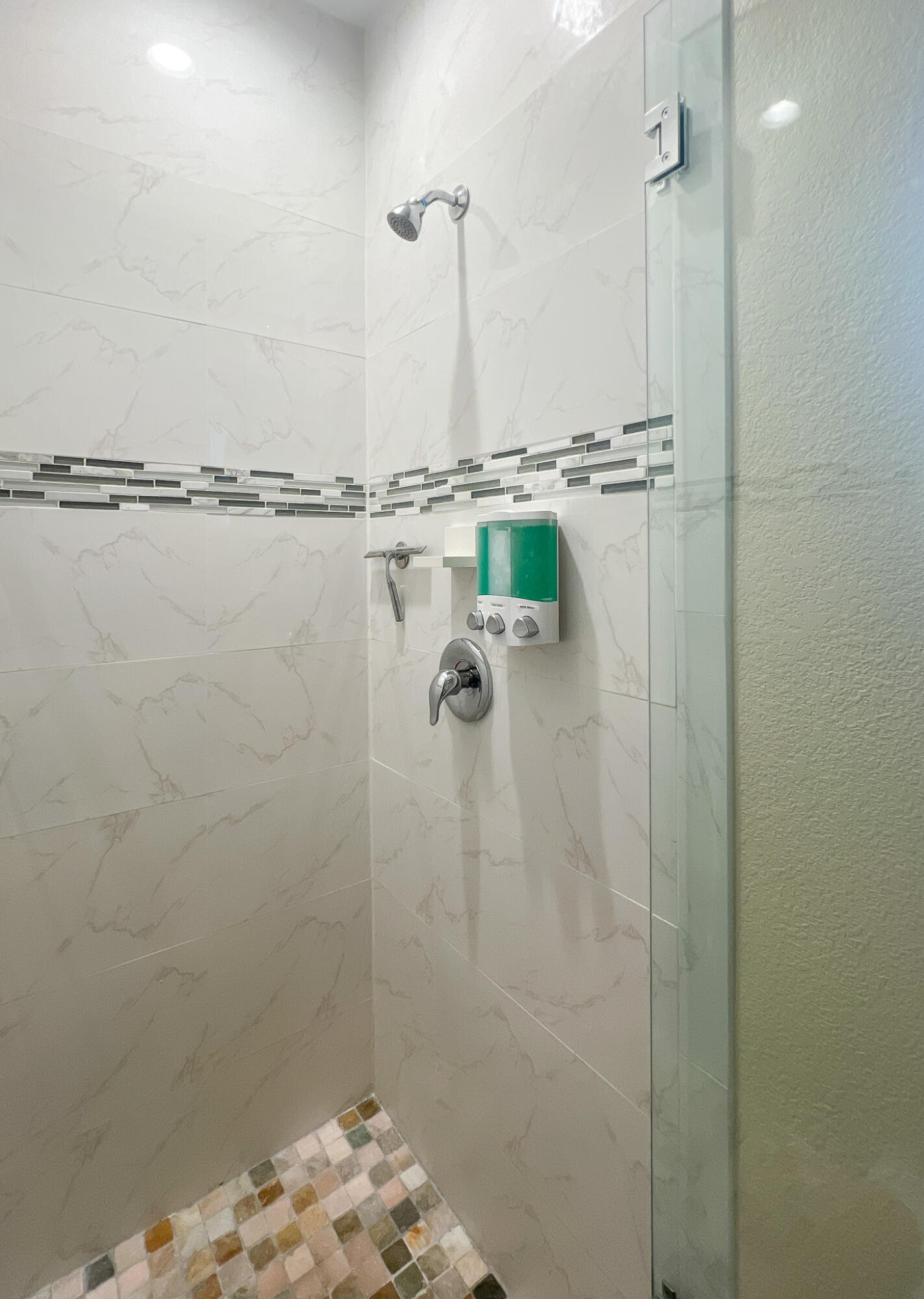 80 Le Grand Drive Property Photo 19