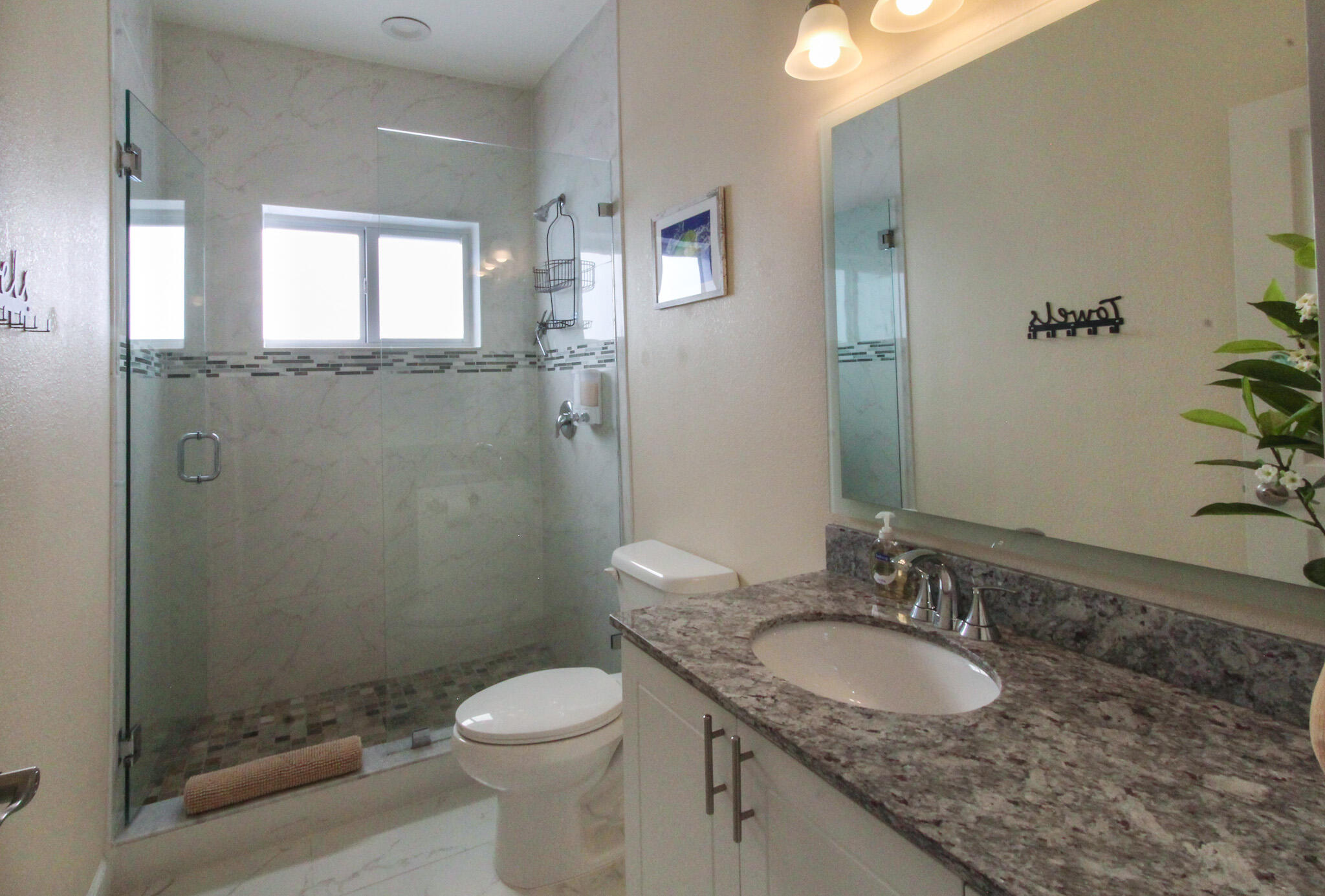 80 Le Grand Drive Property Photo 22