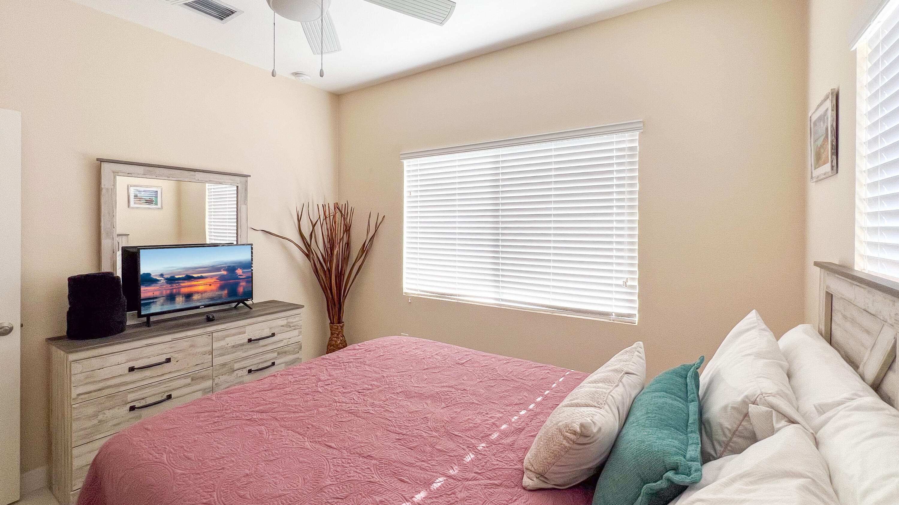 80 Le Grand Drive Property Photo 26
