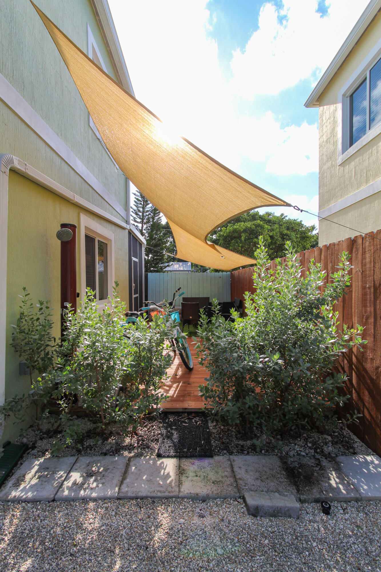 80 Le Grand Drive Property Photo 34