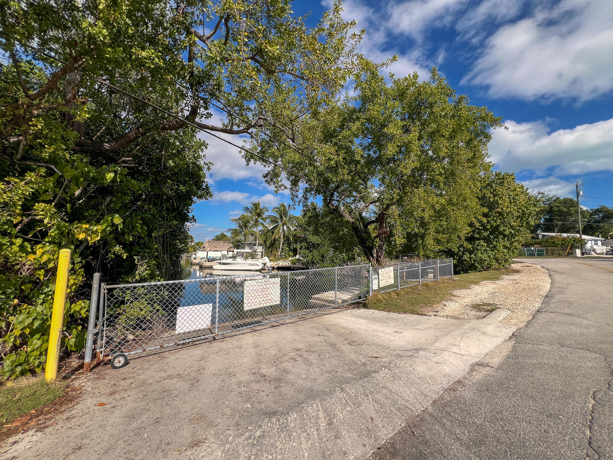 80 Le Grand Drive Property Photo 37
