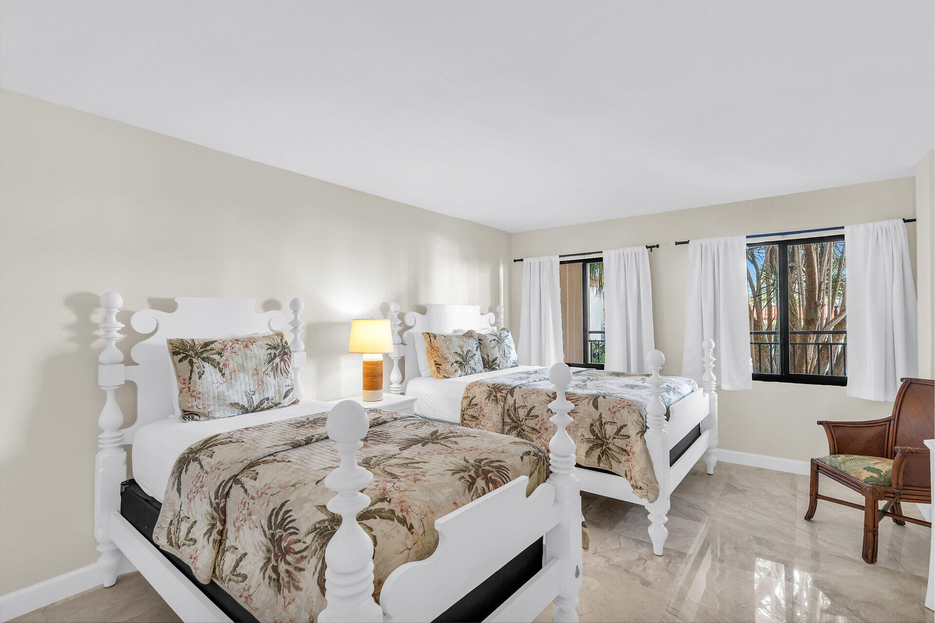 1001 W Ocean Drive, 1-105 Property Photo 18