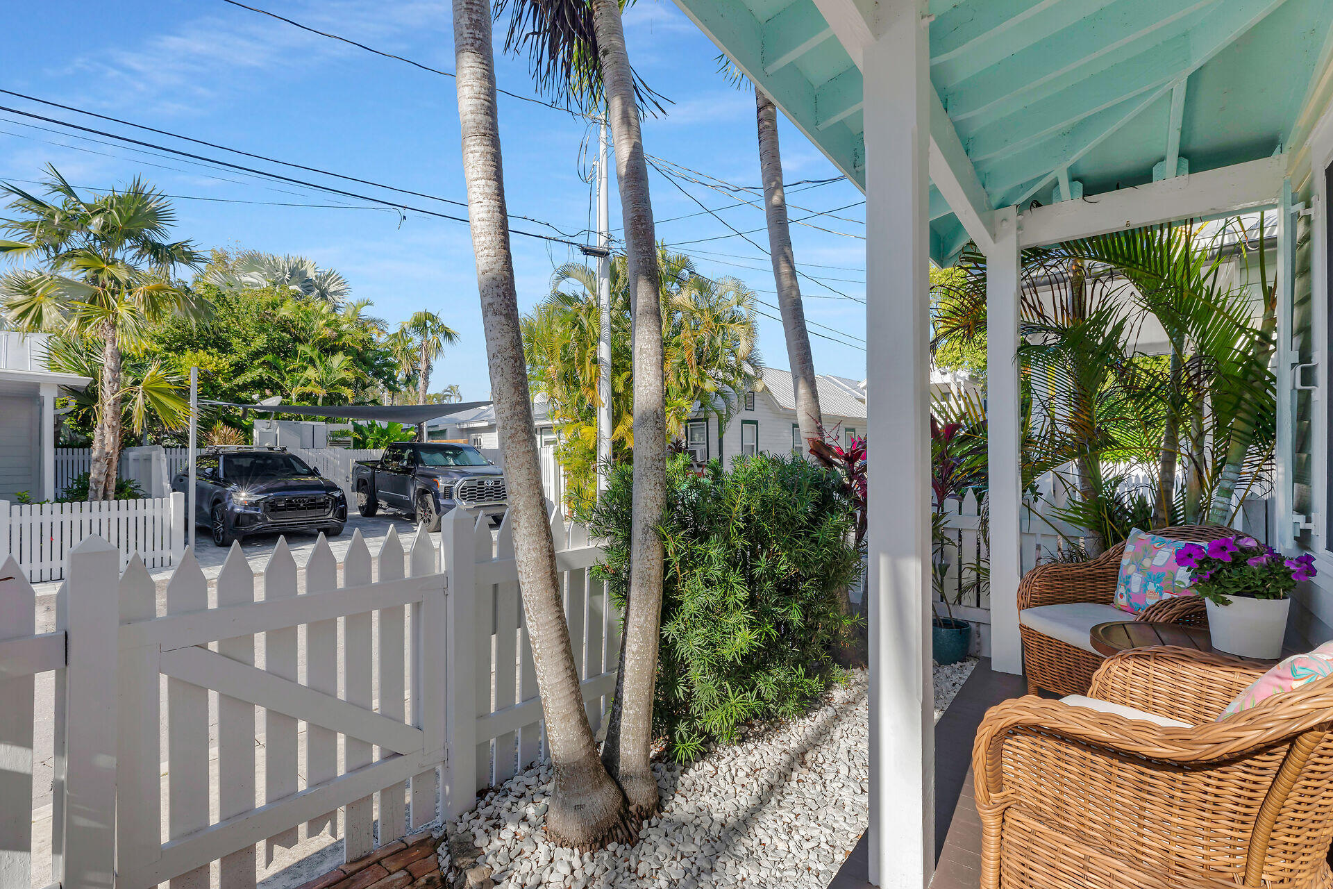 412 Louisa Street Property Photo 7
