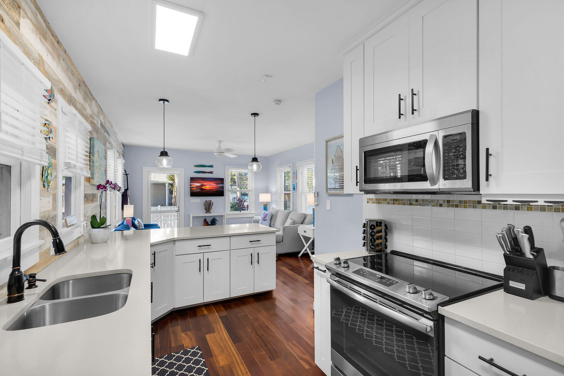412 Louisa Street Property Photo 15