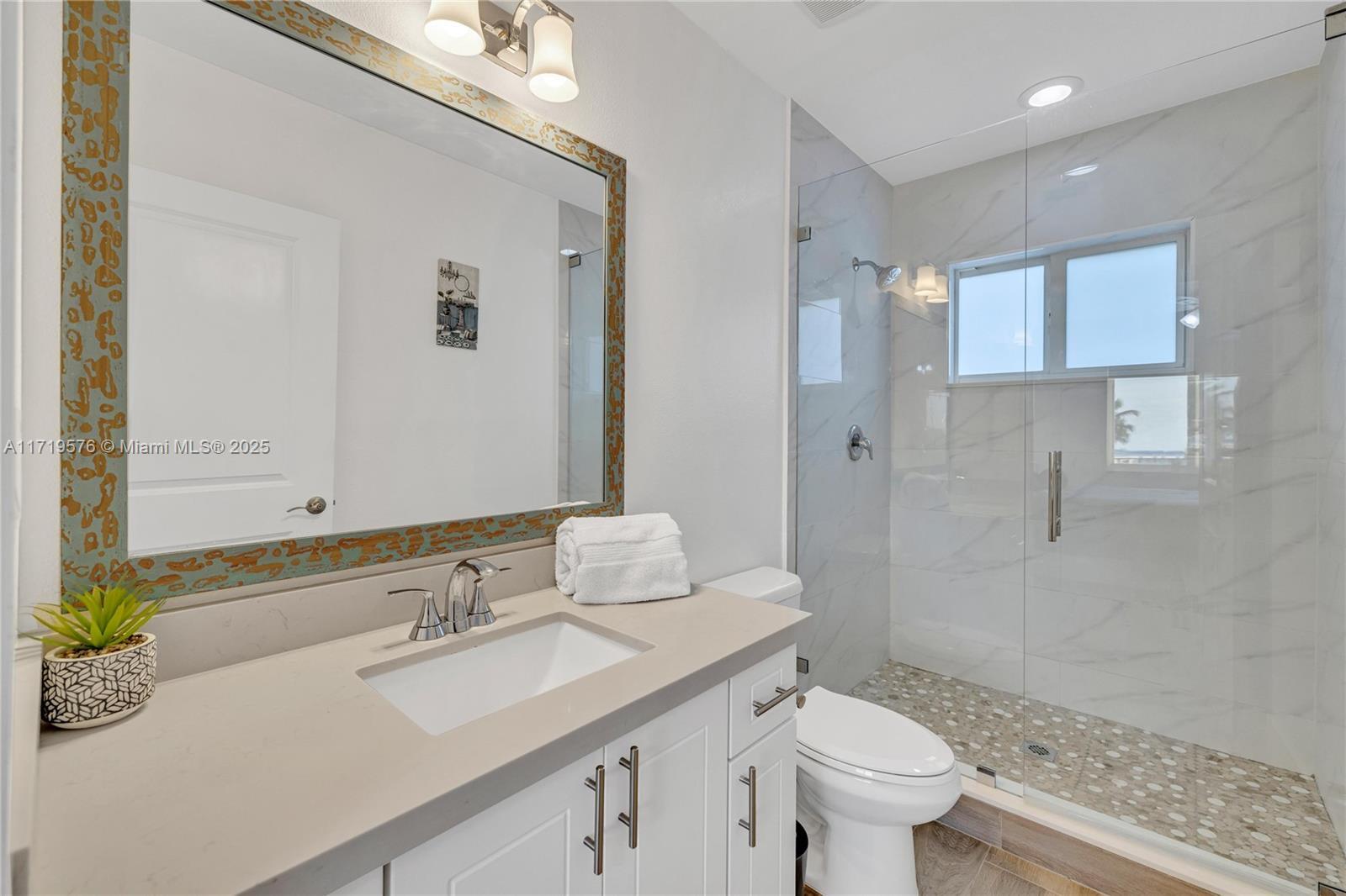 9 Gulf Drive Property Photo 6